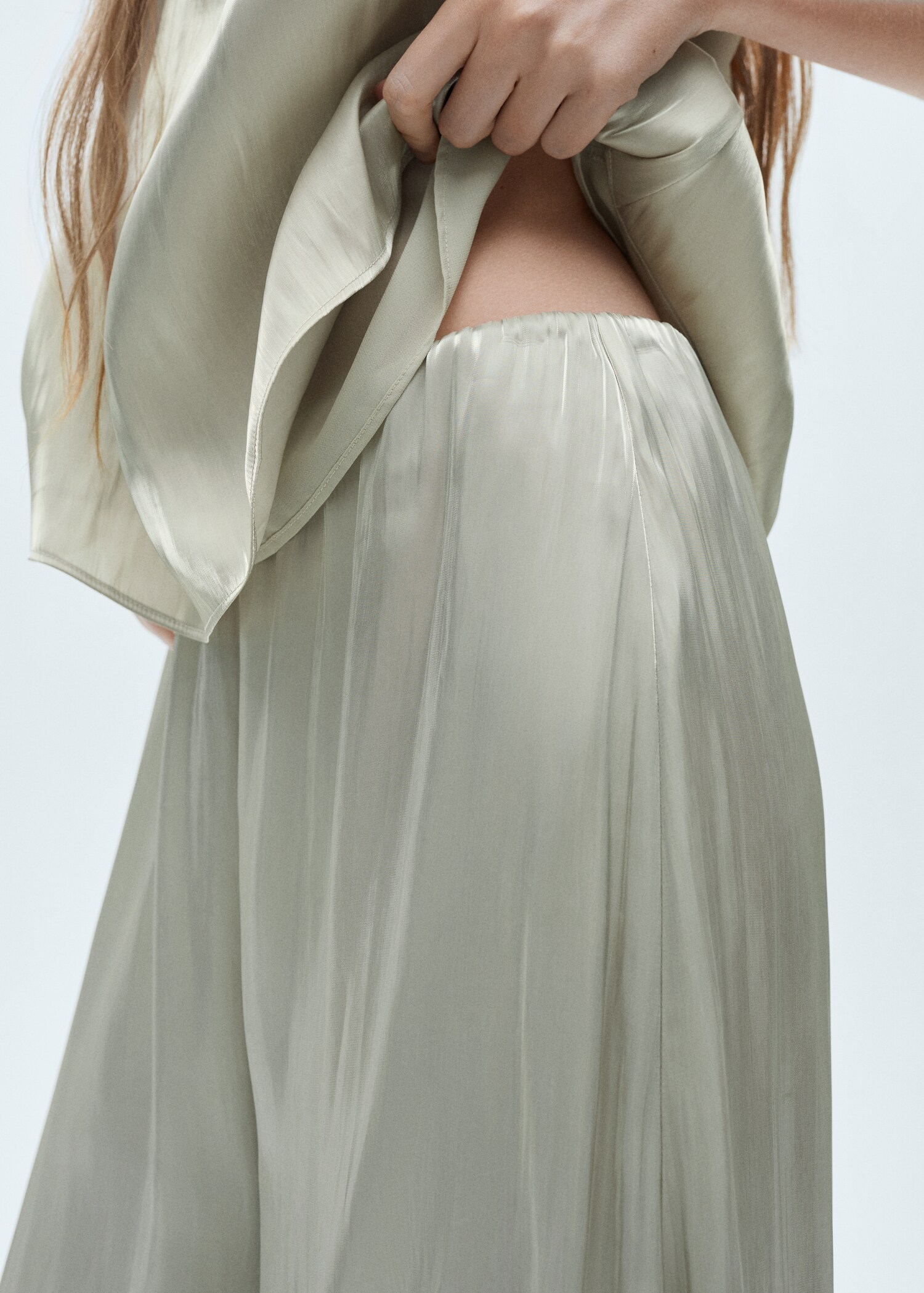 Flowy satin trousers - Details of the article 6