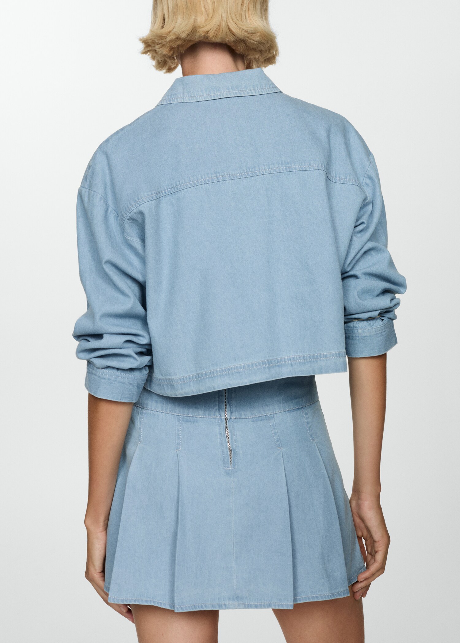 Denim minirok met plooien - Achterkant van het artikel