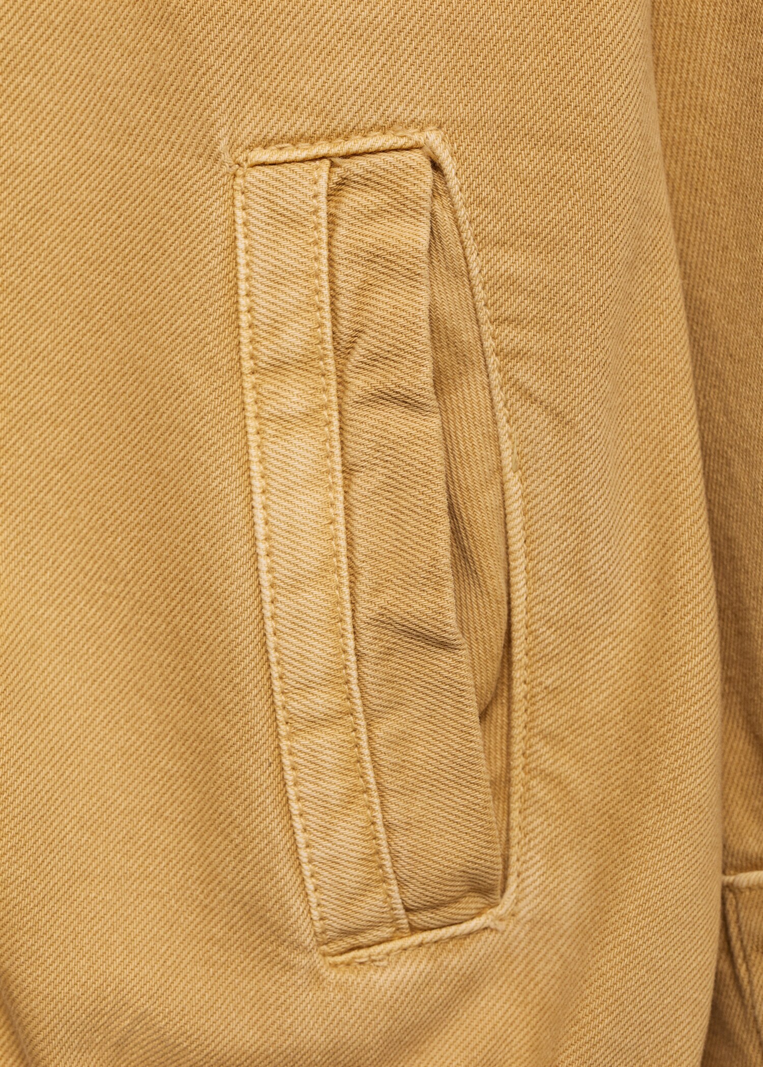 Blouson bomber en jean - Détail de l'article 0