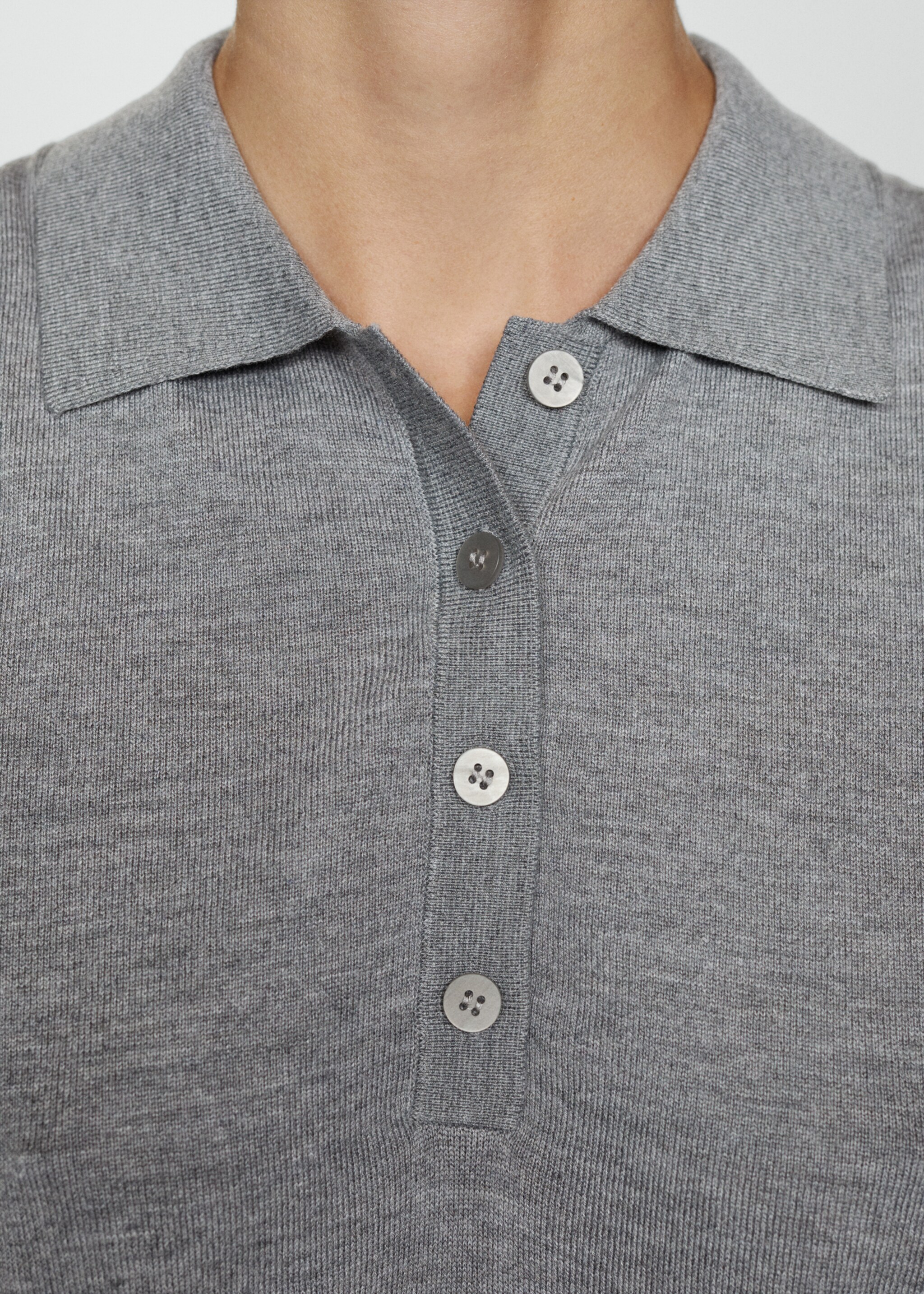 Armilla punt fi coll polo - Detall de l'article 6, Gris mig vigoré. Ref: 77064021-00.