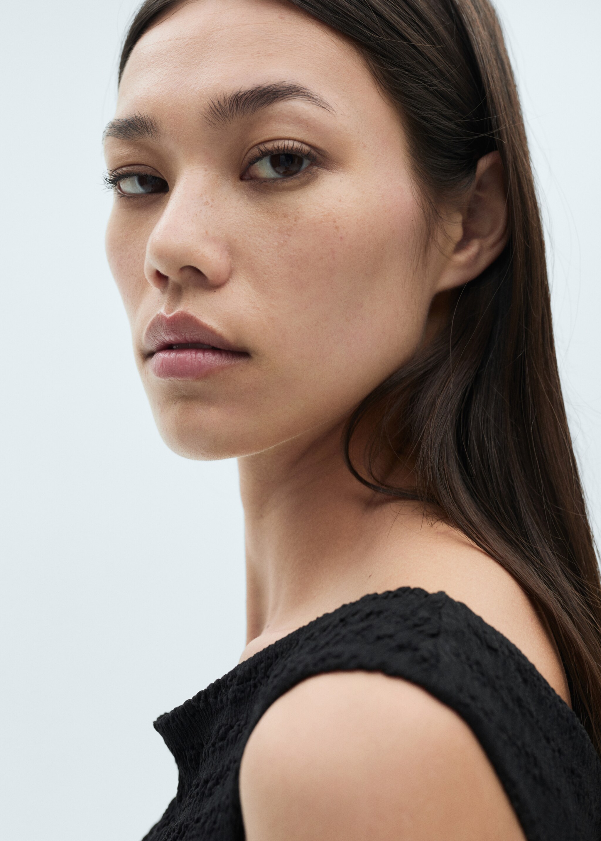 Off-the-shoulder long dress - Details of the article 1