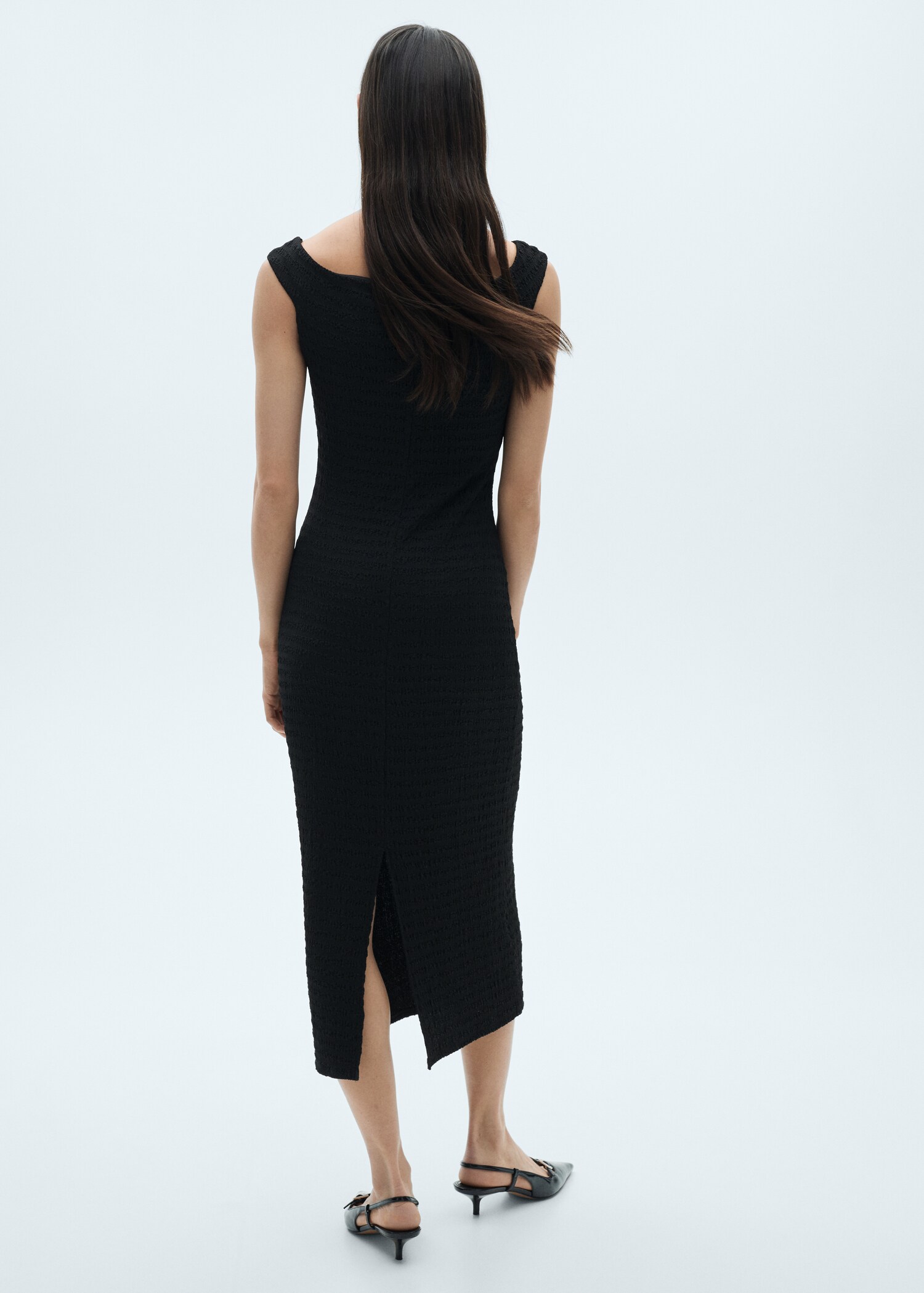 Robe longue épaules dénudées - Verso de l’article