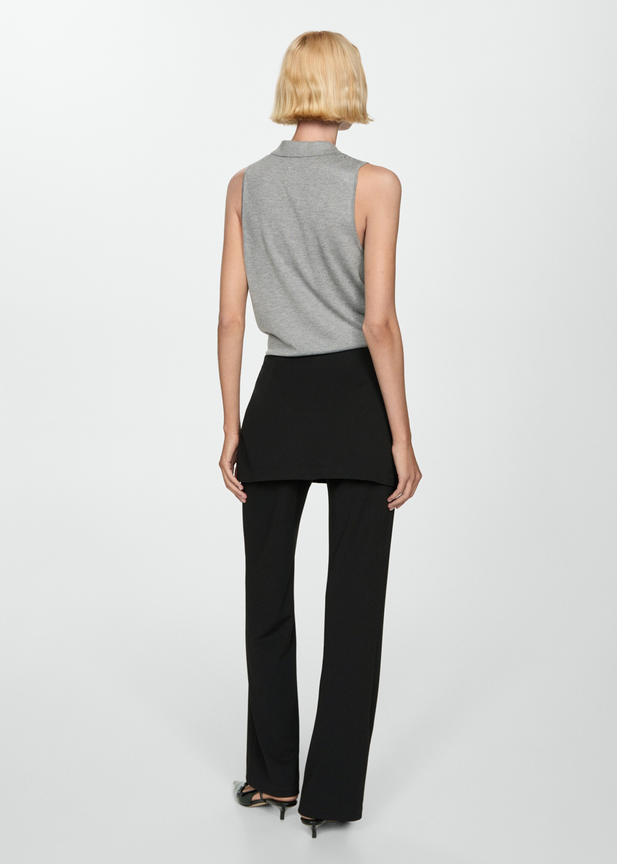 Pleated skirt trousers - Reverse of the article, Black. Ref: 77064032-00.