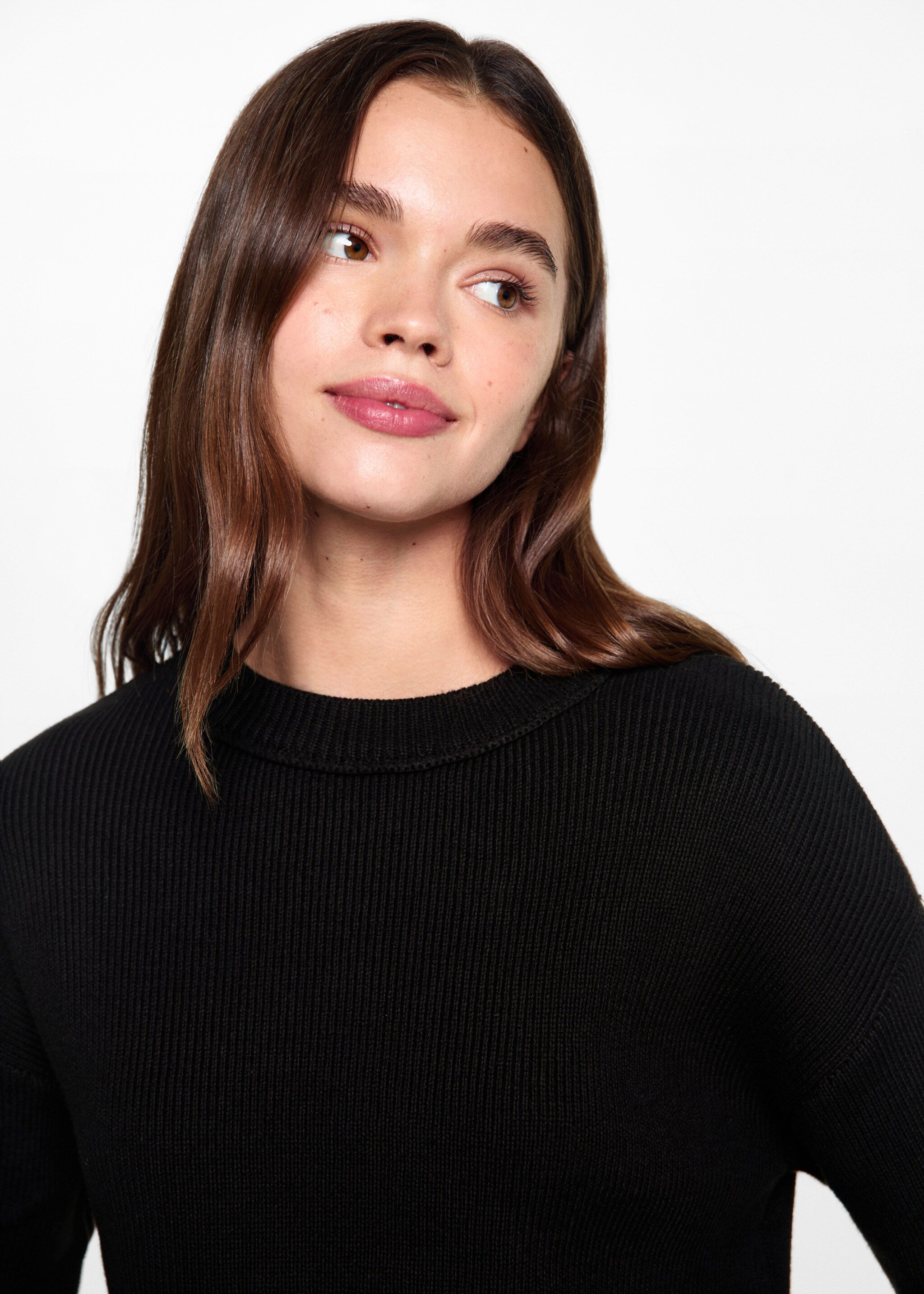 Jersei punt - Detall de l'article 1, Negre. Ref: 77064040-00.