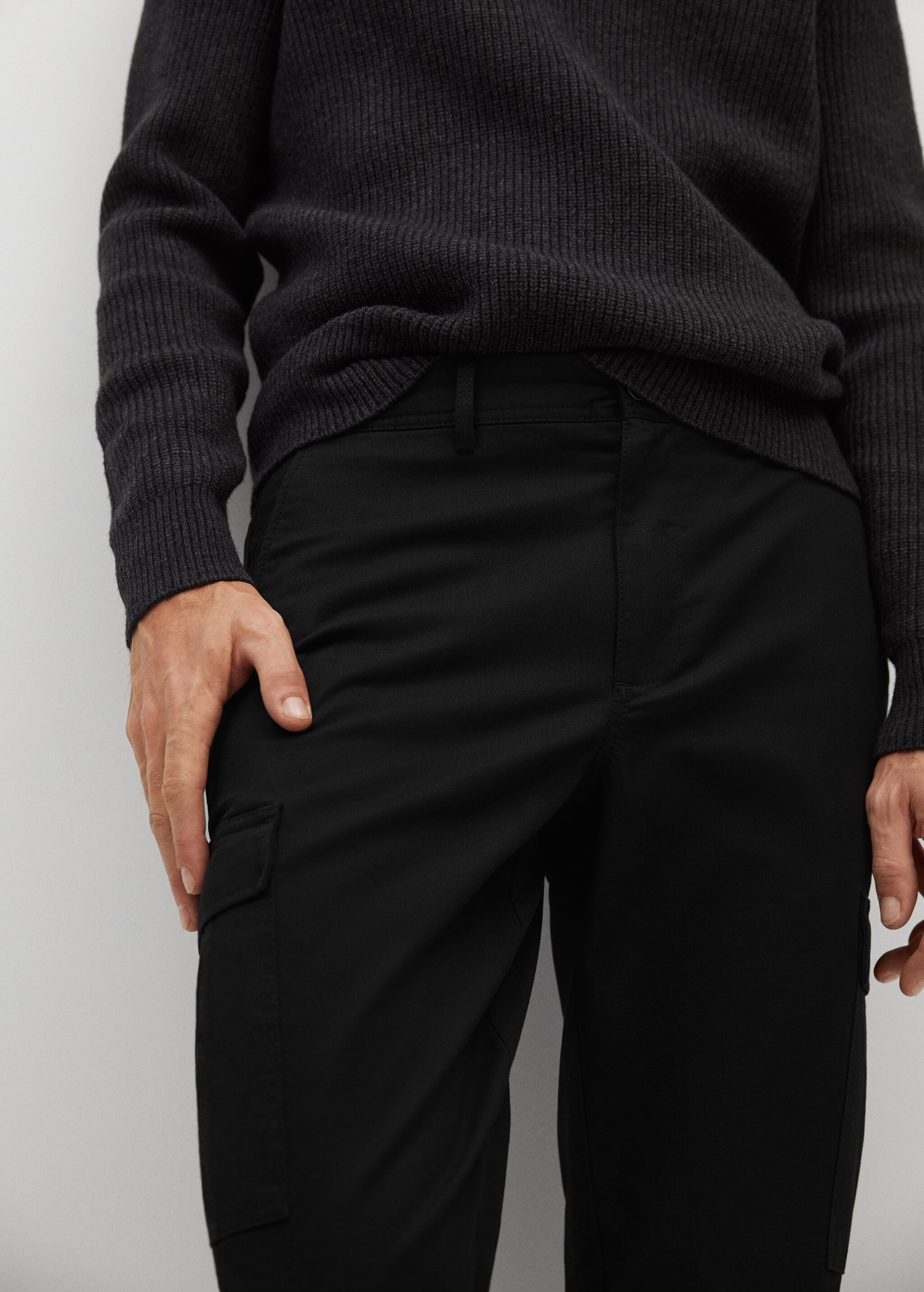 Soft-touch cargo trousers - Details of the article 1