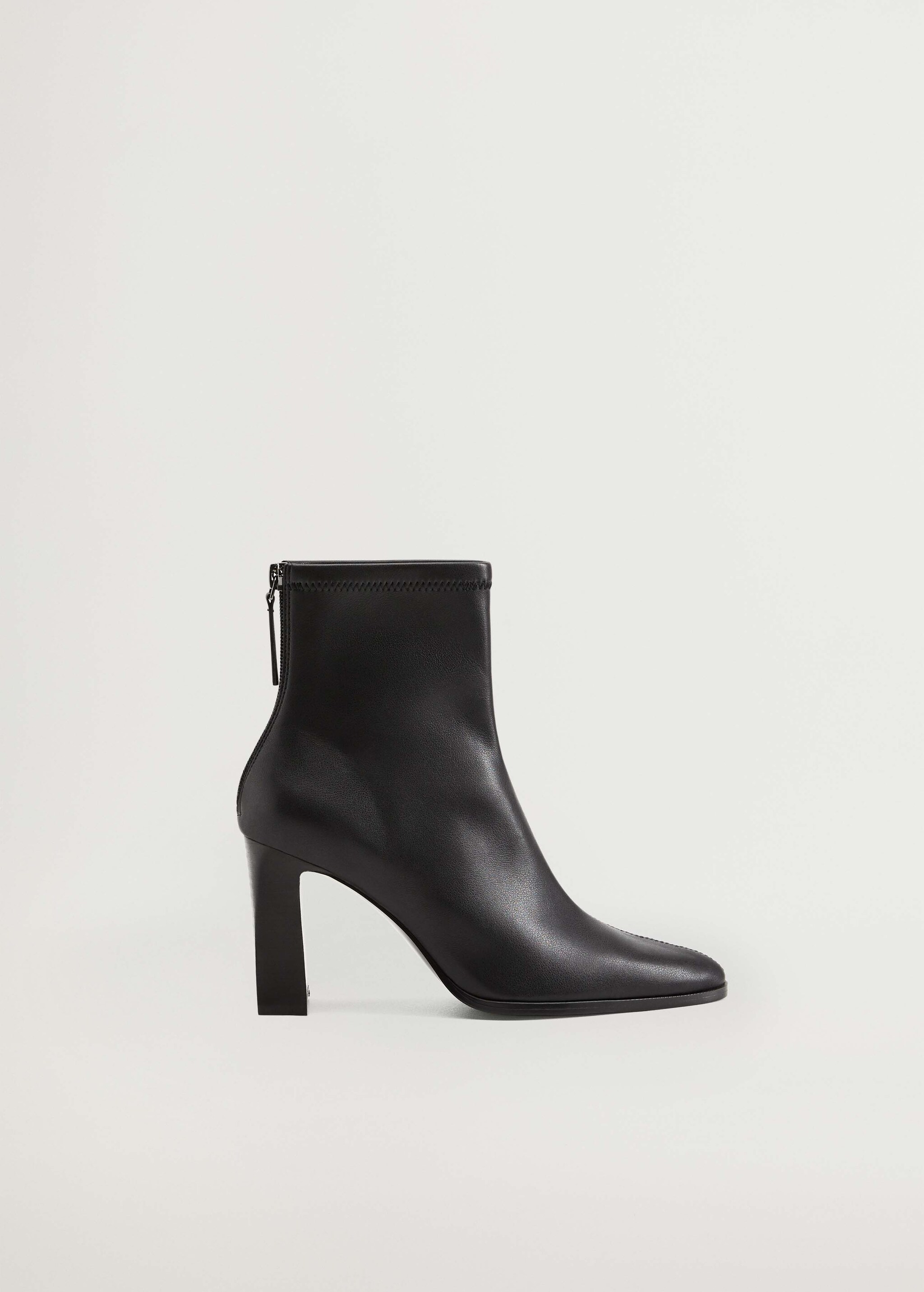 Elastic heeled ankle boot - Article without model
