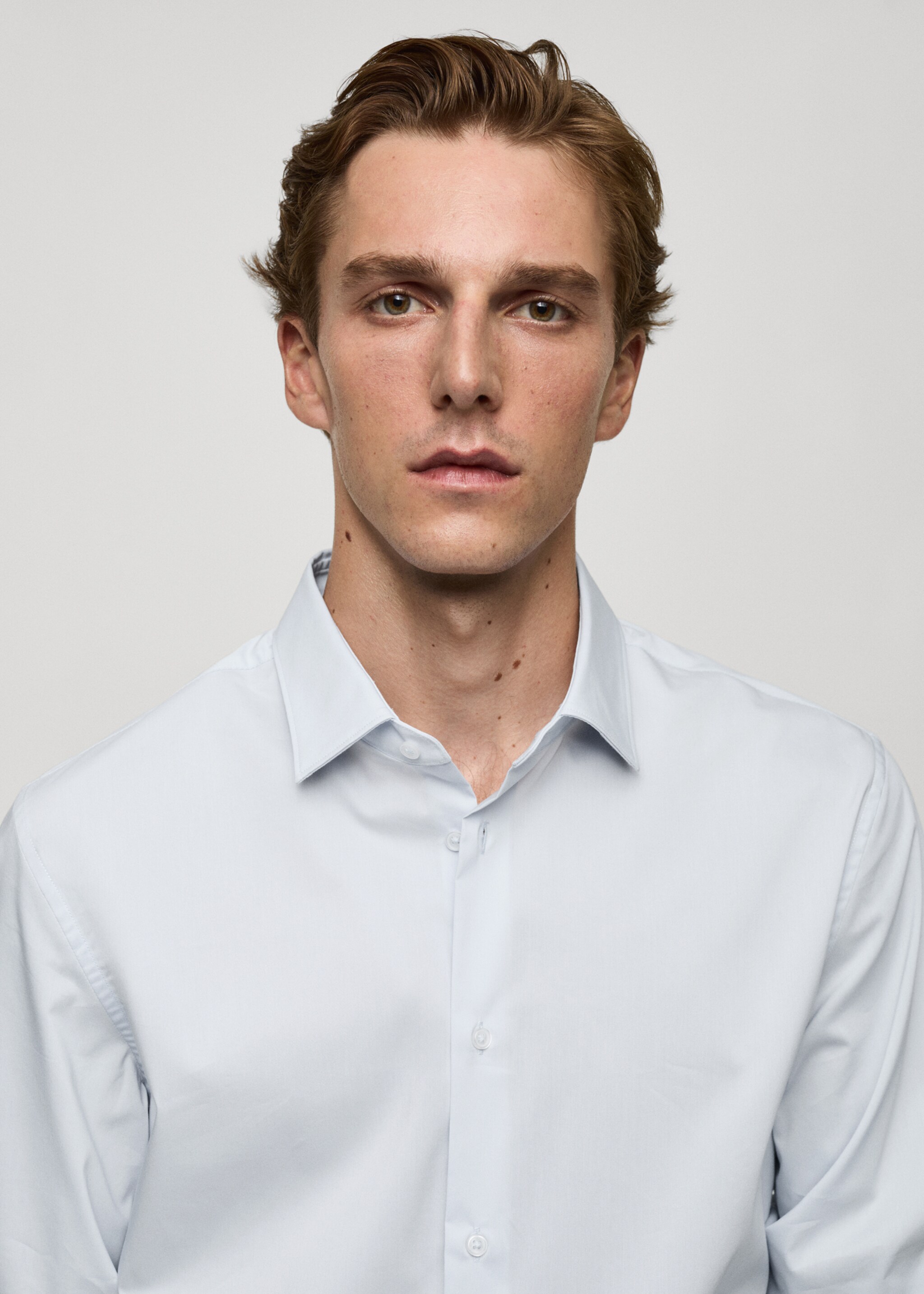 Camicia regular-fit cotone stretch - Dettaglio dell'articolo 1, Celeste. Ref: 77064436-00.
