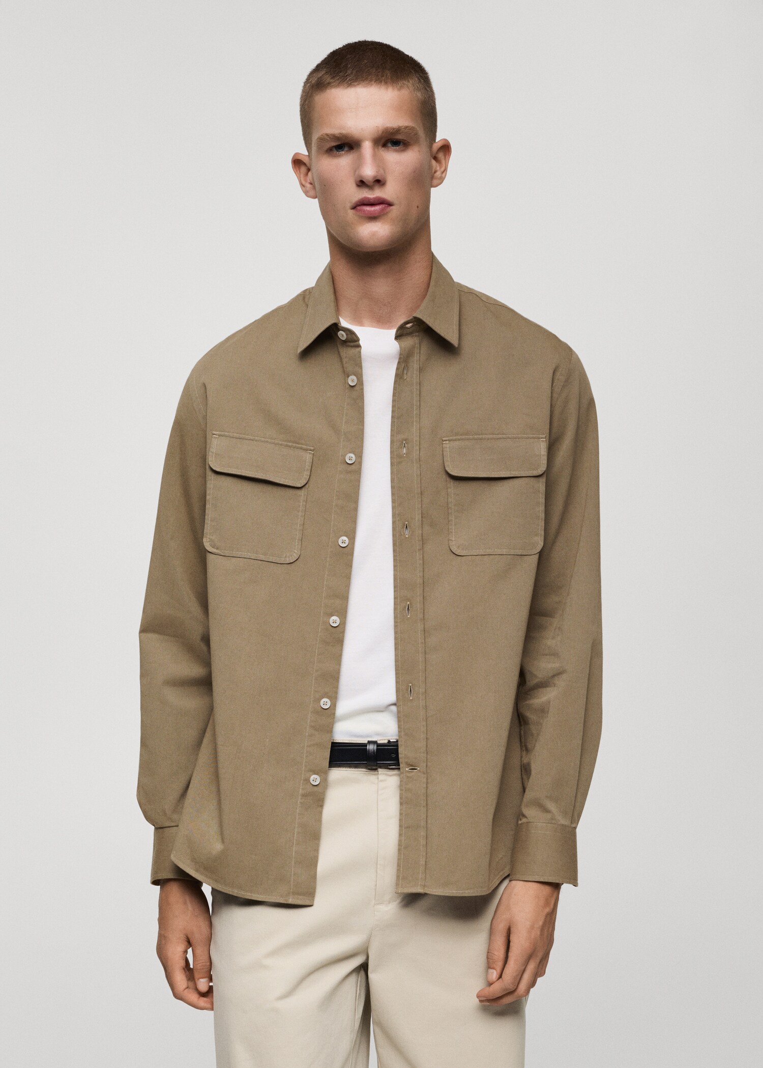 Sobrecamisa twill algodón bolsillos - Plano medio