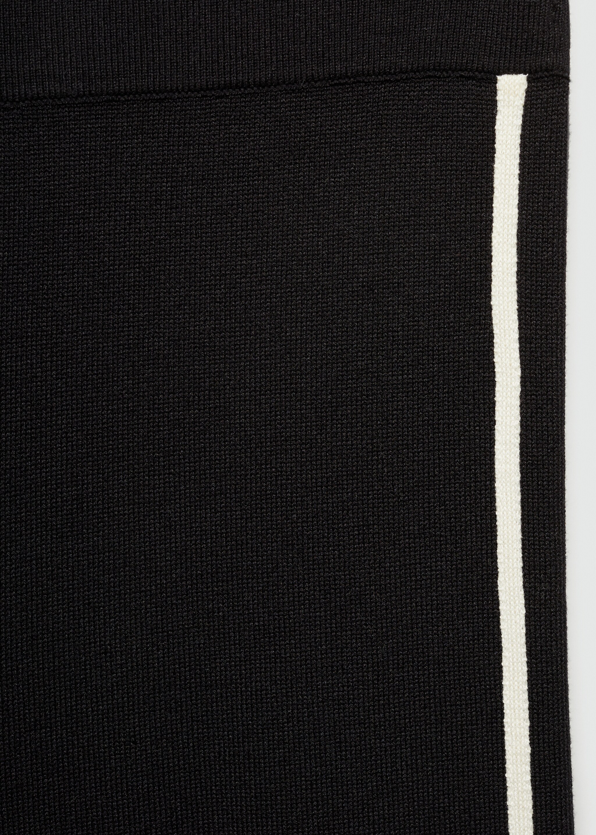 Knitted trousers with contrasting stripes - Details of the article 8, Black. Ref: 77064761-00.