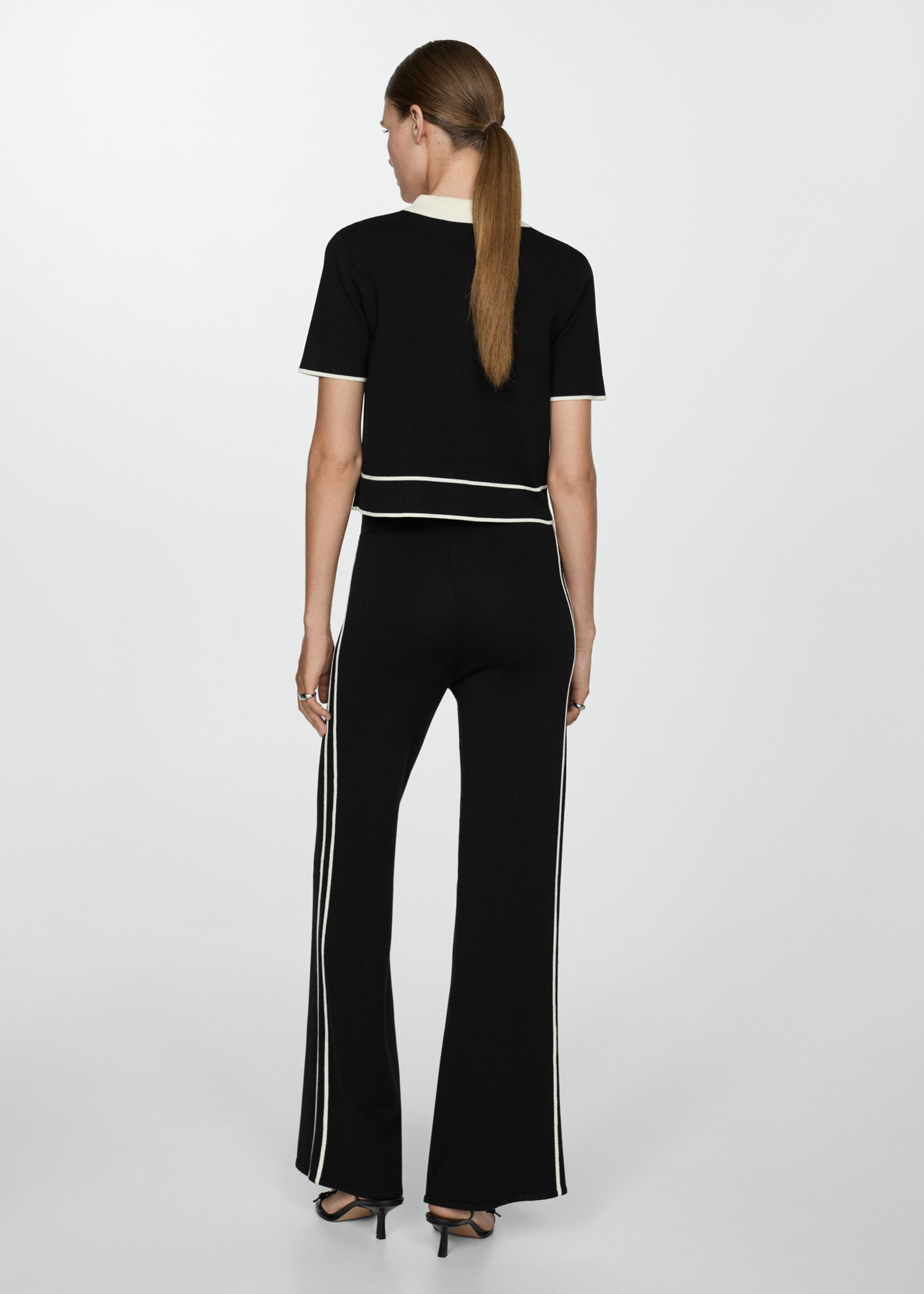 Knitted trousers with contrasting stripes - Reverse of the article, Black. Ref: 77064761-00.