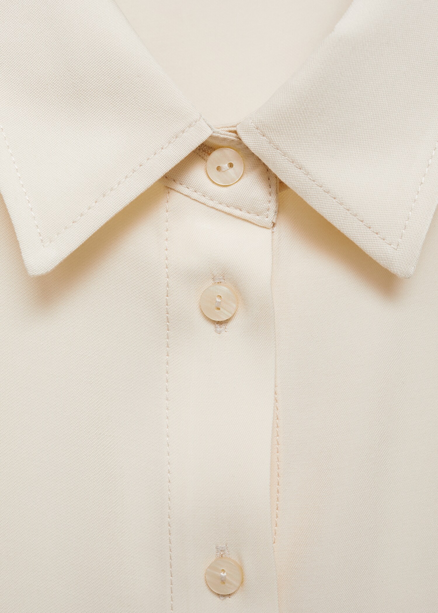 Oversized short-sleeved shirt - Details of the article 8