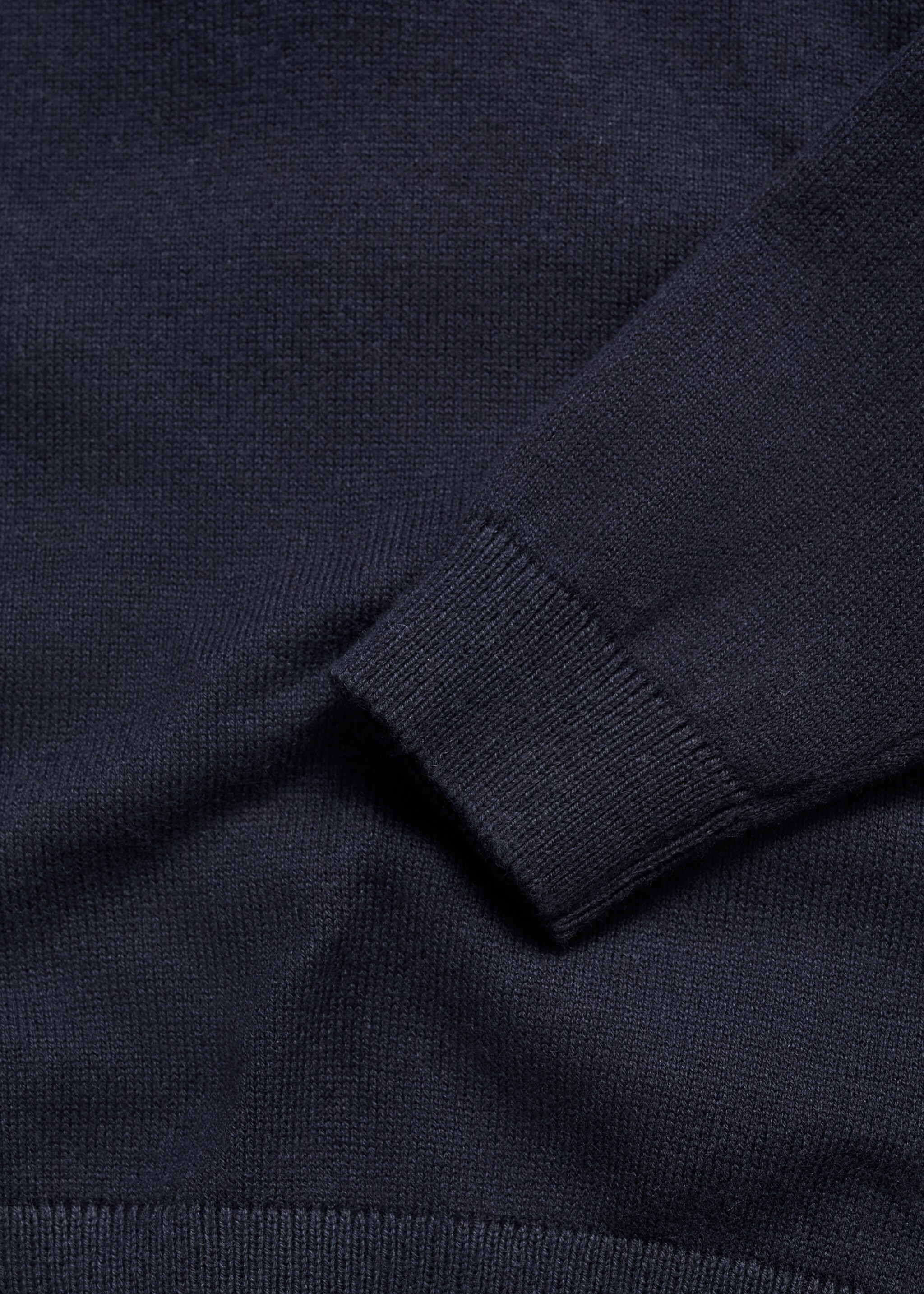 Pullover mit Zip-Kragen - Detail des Artikels 0, Dunkles Marineblau. Ref: 77065146-00.