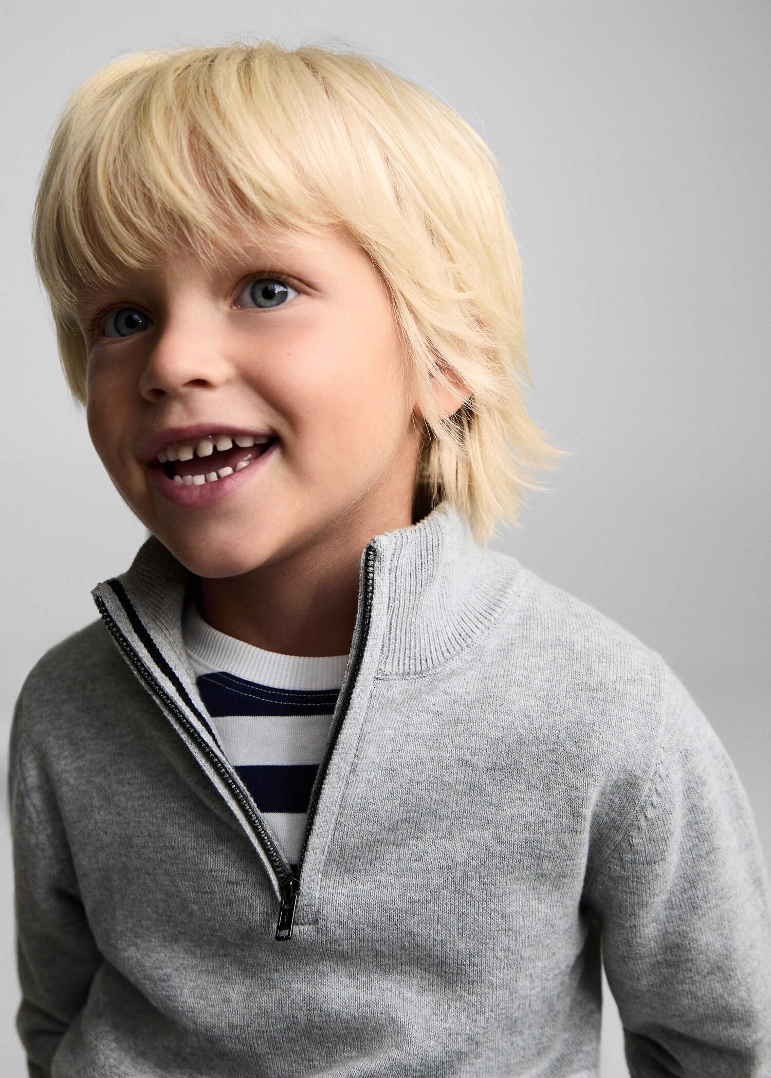 Pullover mit Zip-Kragen - Detail des Artikels 1