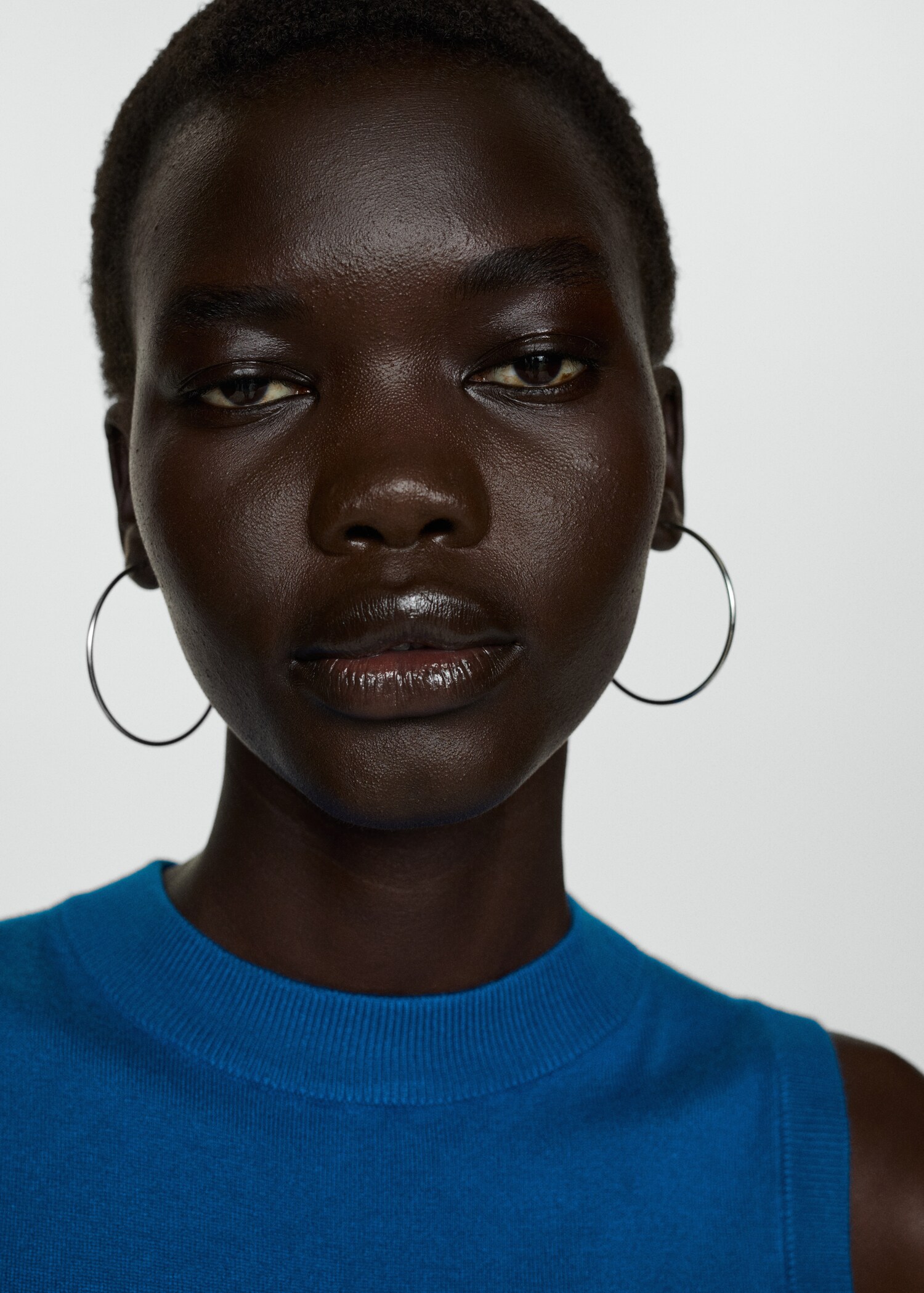 Knitted top with wide straps - Details of the article 1