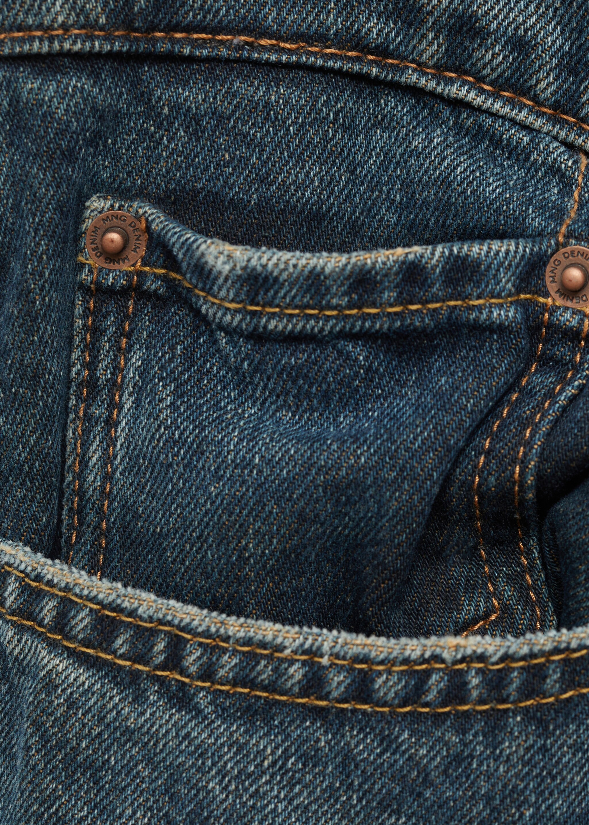 Jeans straight fit lavado oscuro desgastado - Detalle del artículo 0