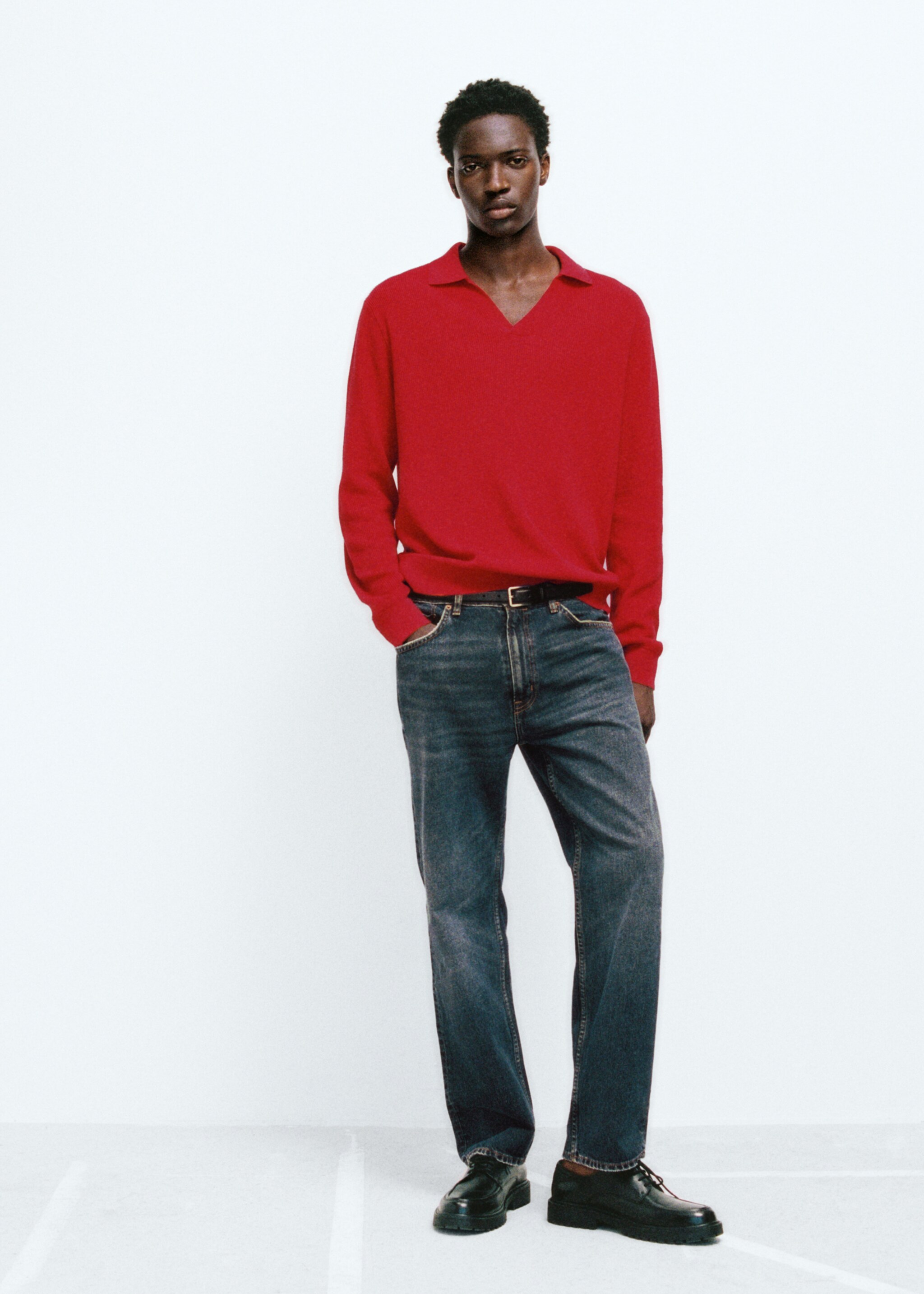 Jeans straight fit lavado oscuro desgastado - Detalle del artículo 5