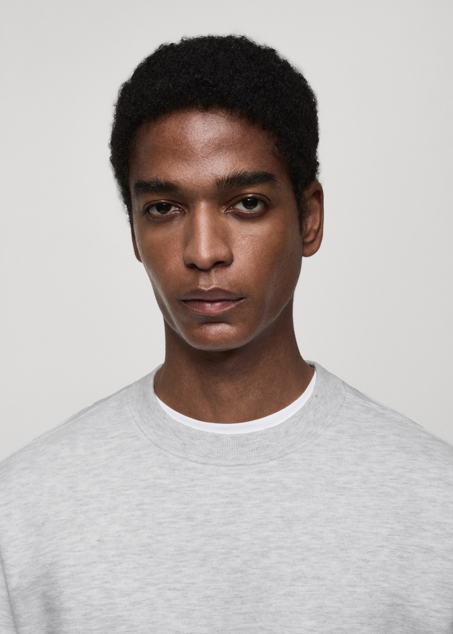 100% cotton regular-fit sweatshirt - Details of the article 1
