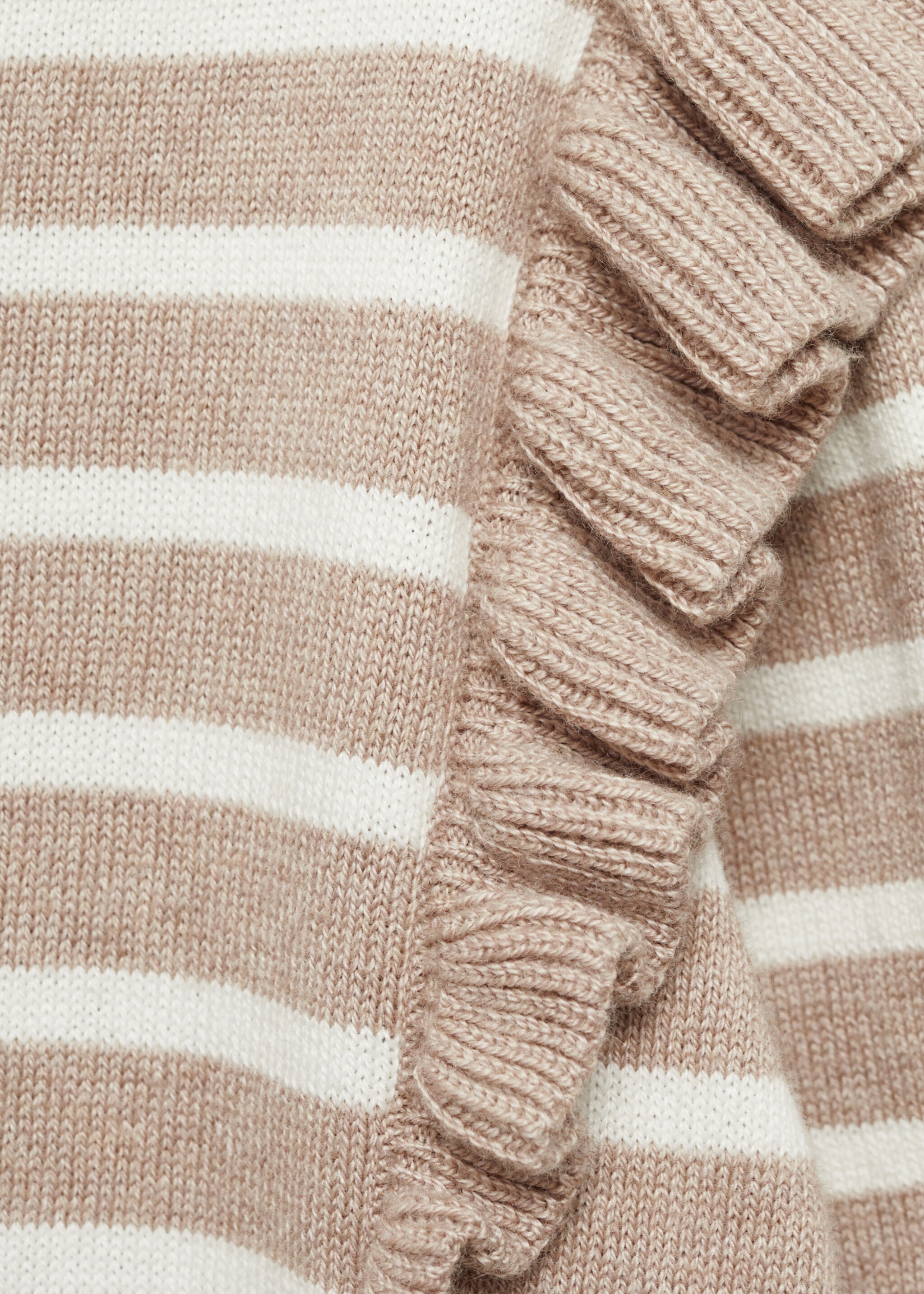 Gestreifter Pullover mit Volantdetails - Detail des Artikels 8