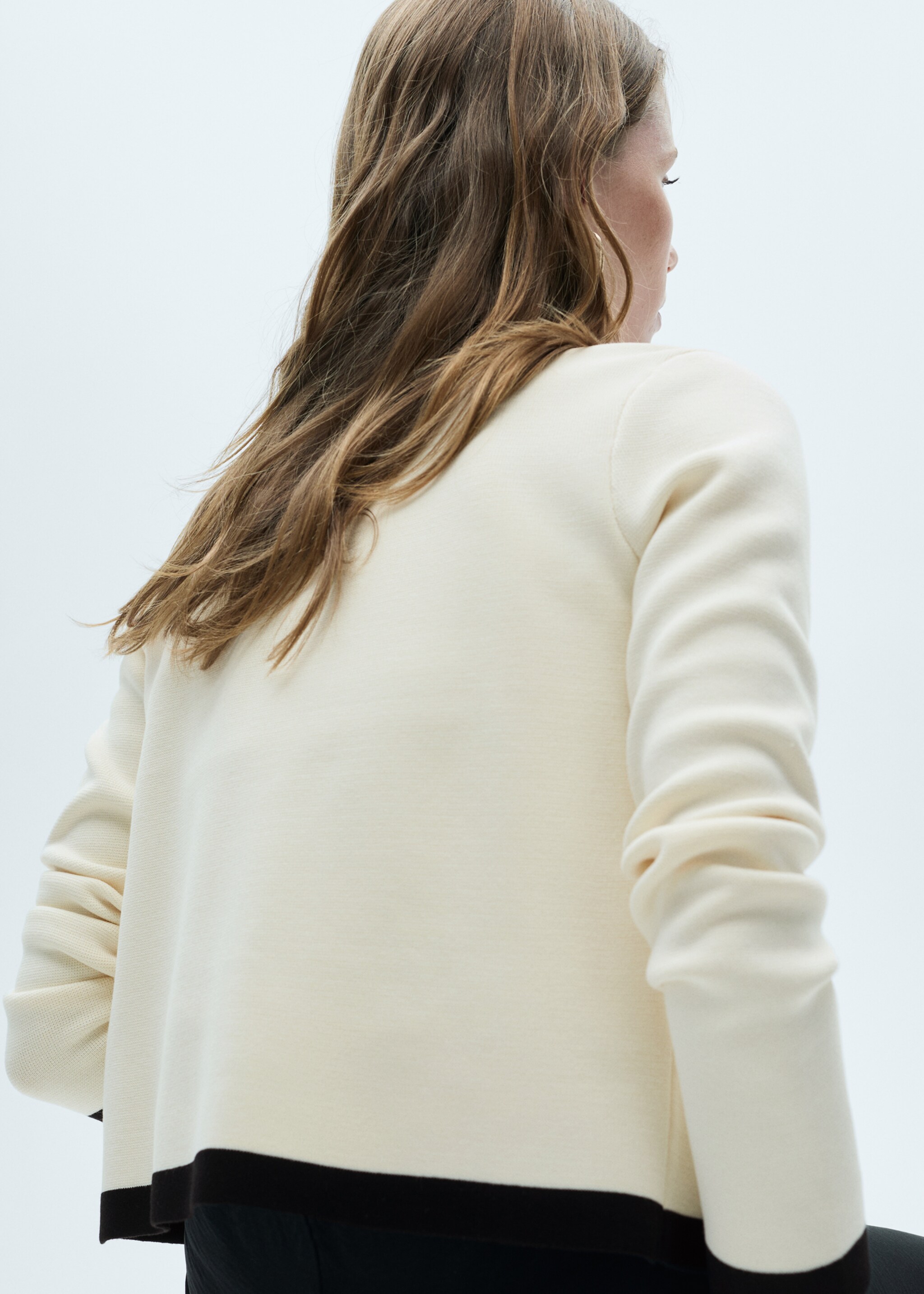 Knitted jacket pia - Reverse of the article, Ecru. Ref: 77065153-00.