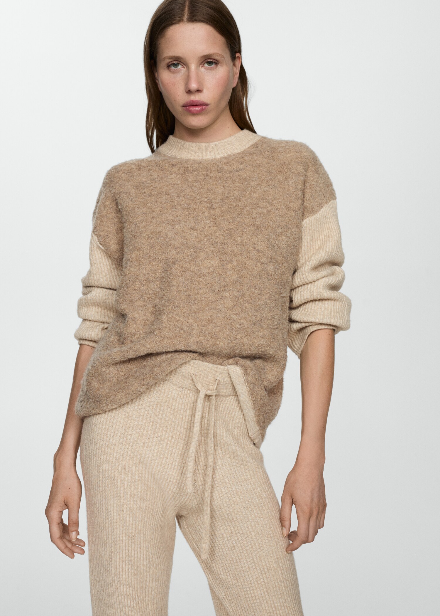 Knit jogger-style trousers - Details of the article 1