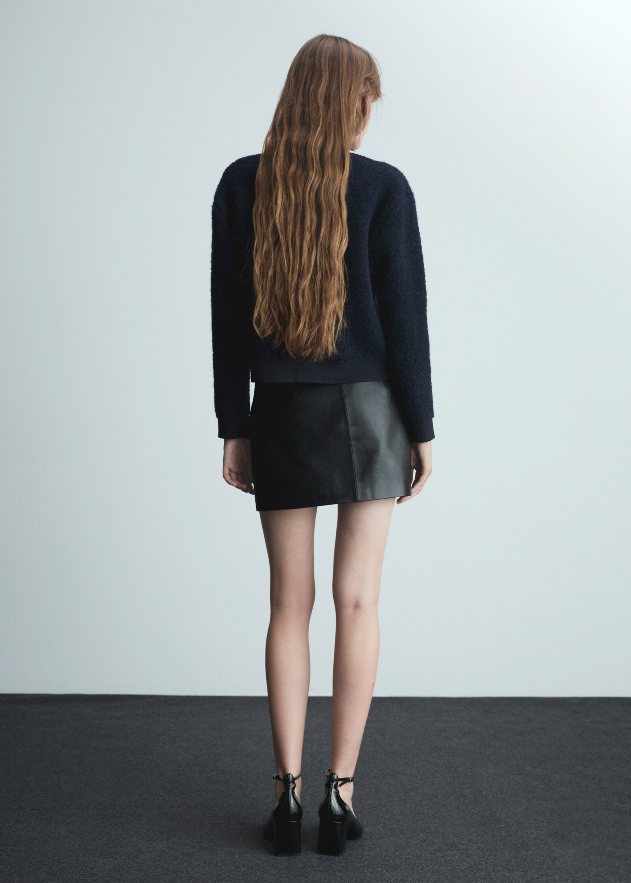 Knitted buttoned jacket - Reverse of the article, Dark Navy. Ref: 77065641-00.