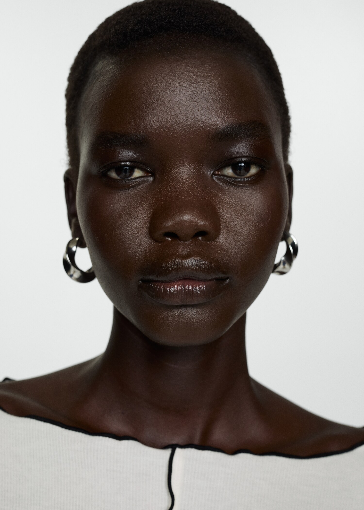 Langarm-T-Shirt mit Ziernähten - Detail des Artikels 1