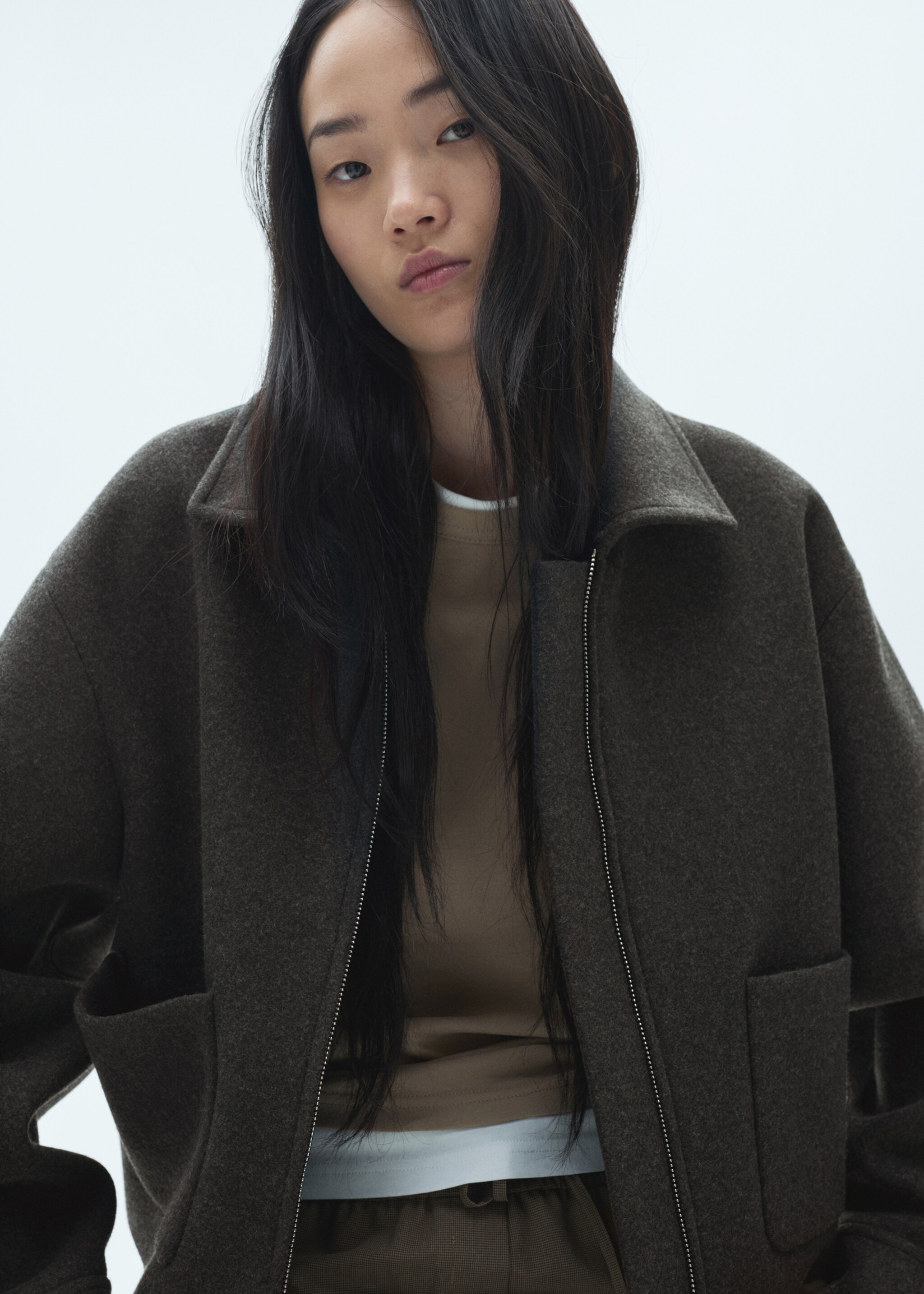 Crop-Jacke mit Taschen - Mittlere Ansicht, Grau. Ref: 77065648-00.