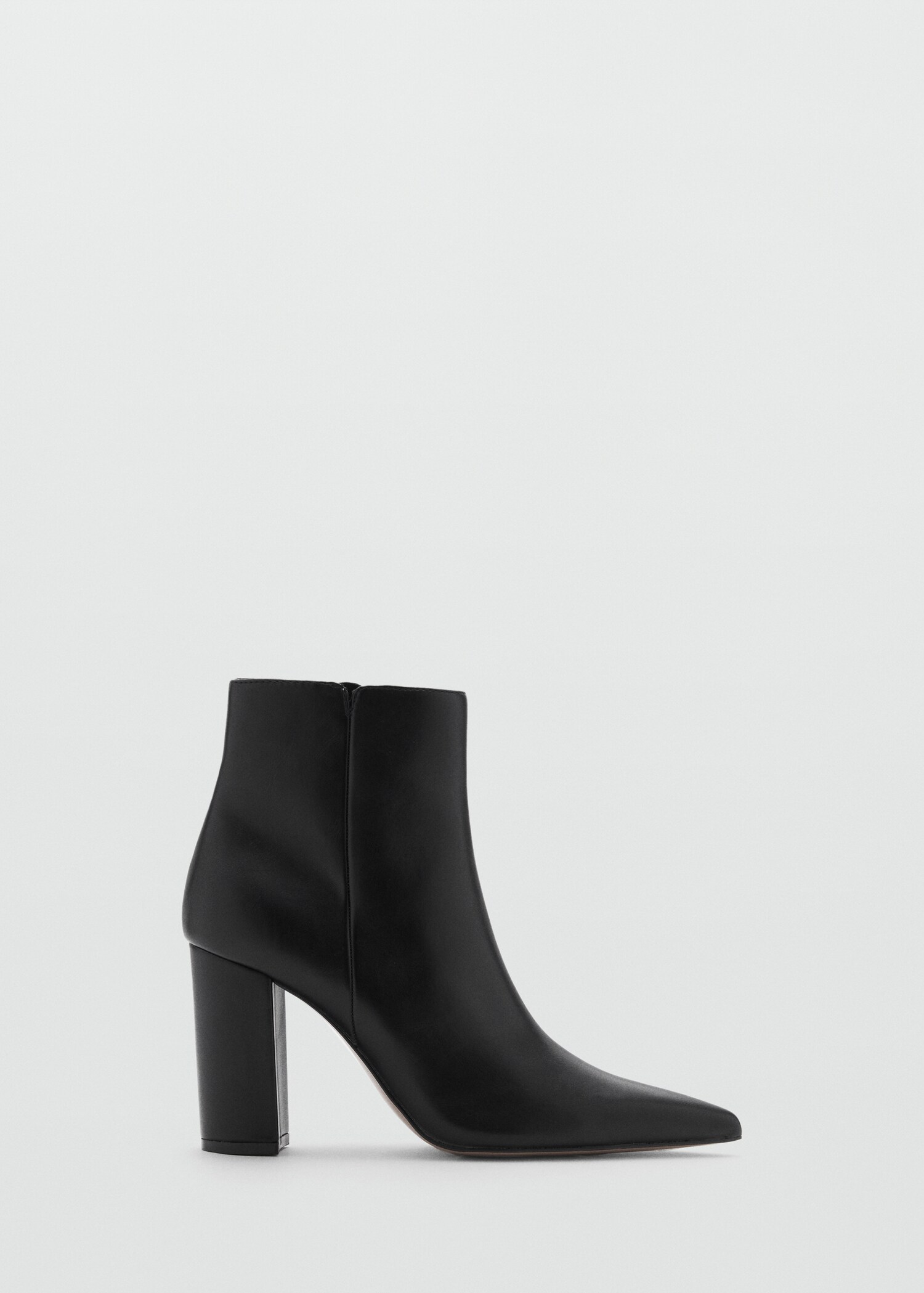 Bottines pointues à talon - Article sans modèle