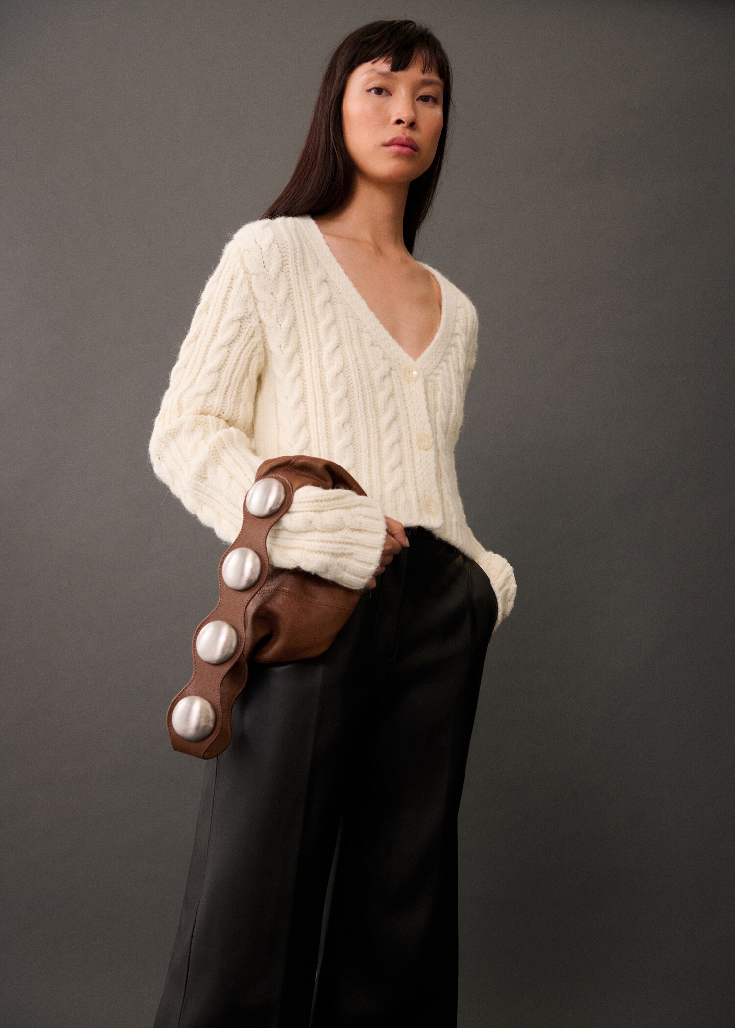 Cardigan maille torsadée boutons - Plan moyen