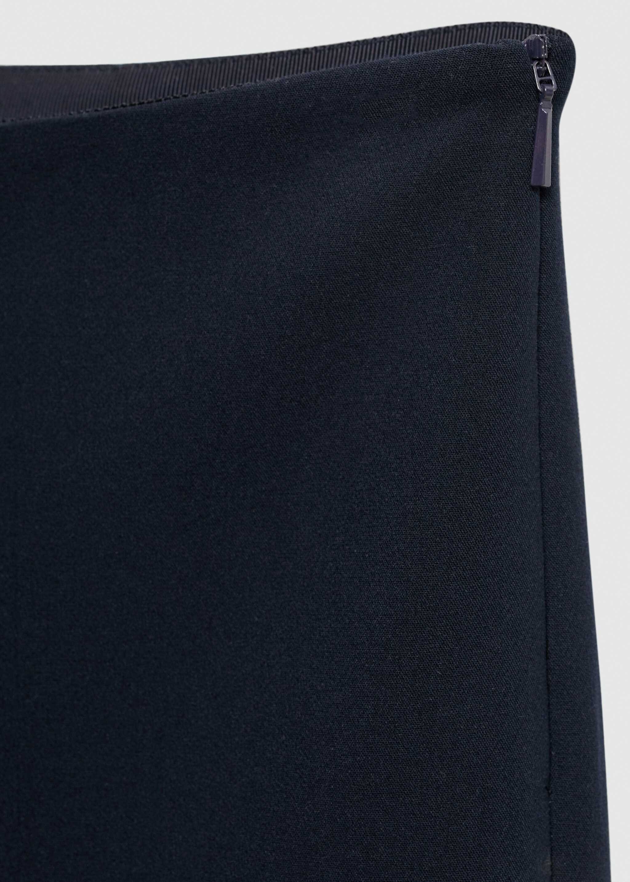Wideleg pleated trousers - Details of the article 8, Dark Navy. Ref: 77065674-00.