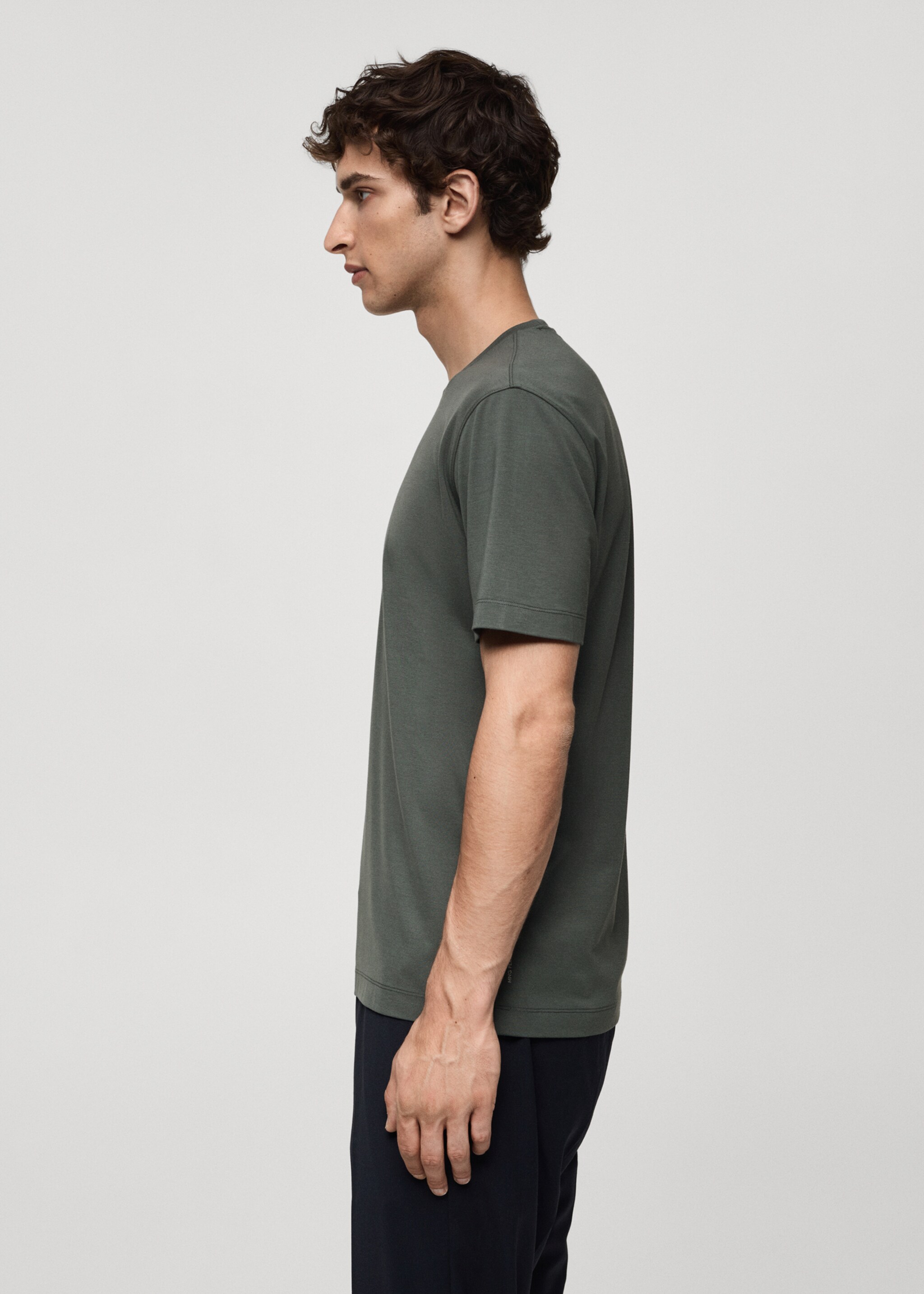 Comfort stretch kreukvast T-shirt - Detail van het artikel 2, Groen. Ref: 77065966-00.
