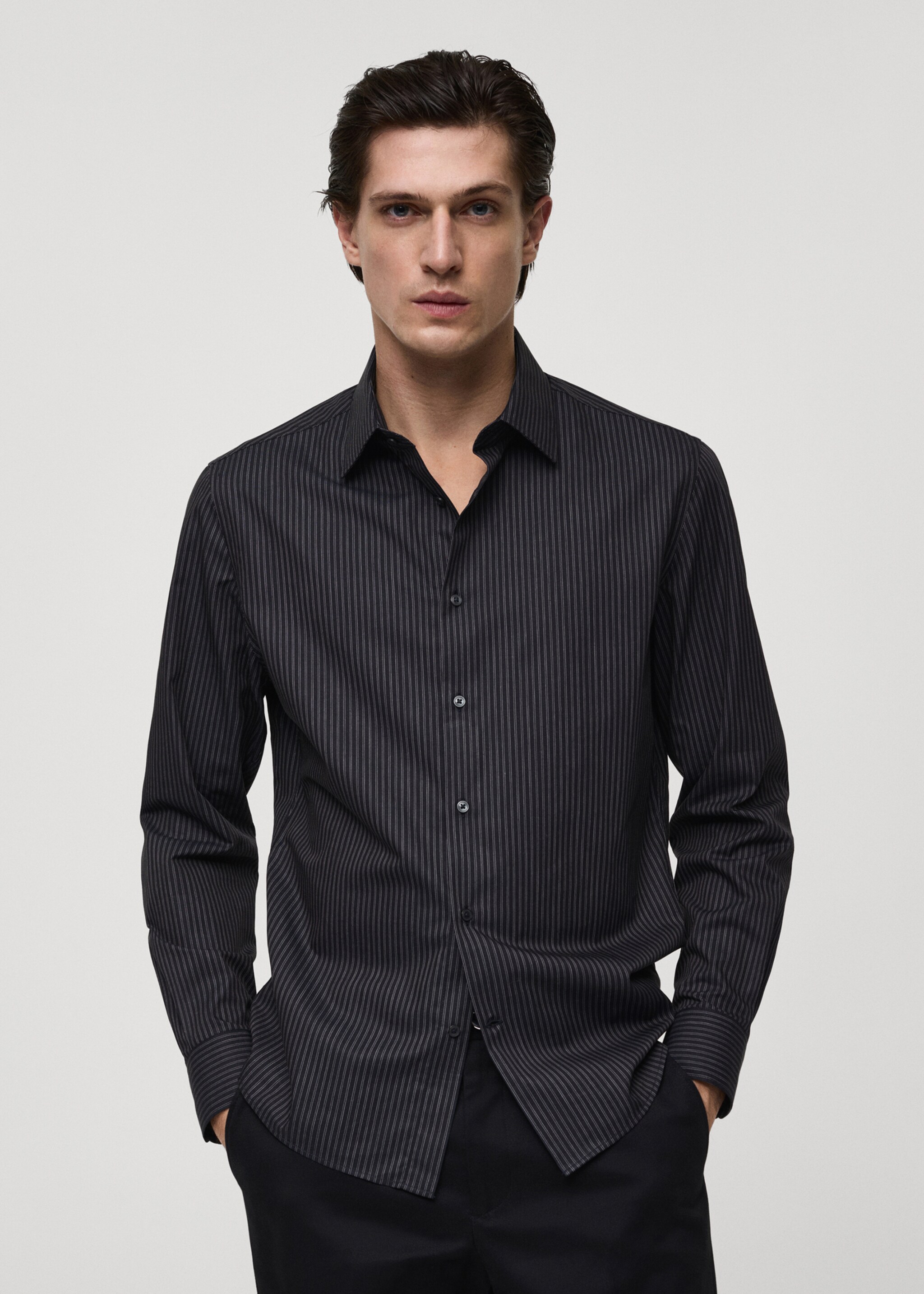Camisa algodón slim fit raya diplomática - Plano medio, Gris. Ref: 77065980-00.