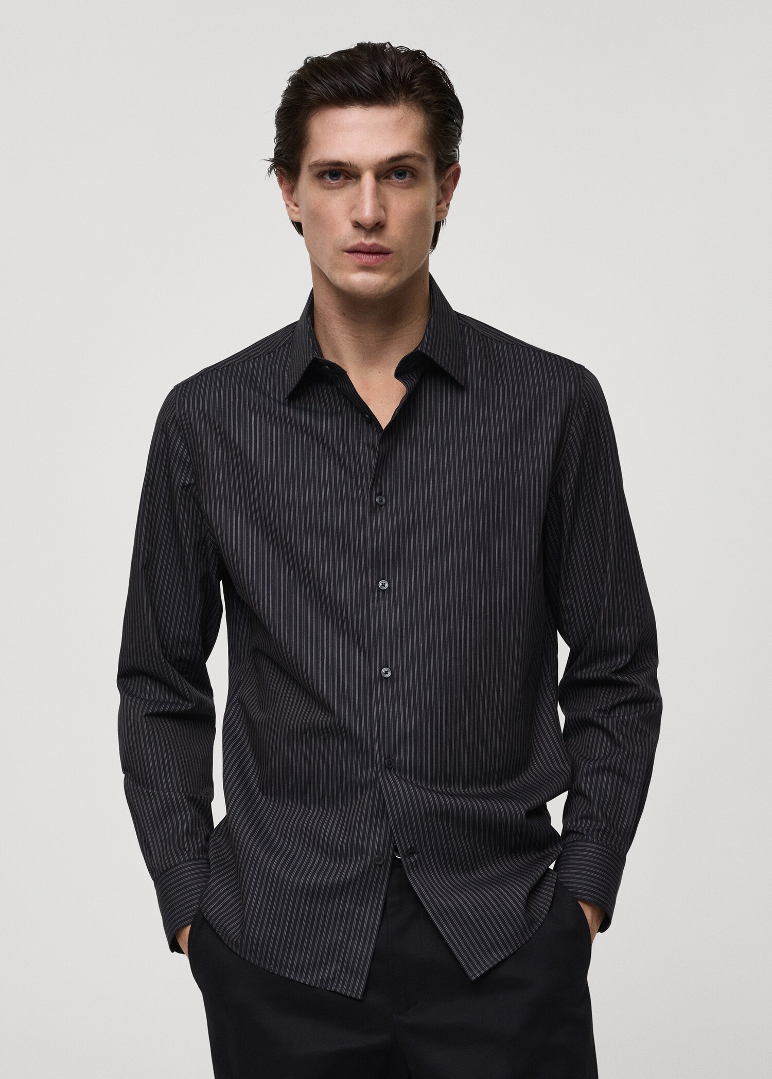 Camisa algodón slim fit raya diplomática - Plano medio
