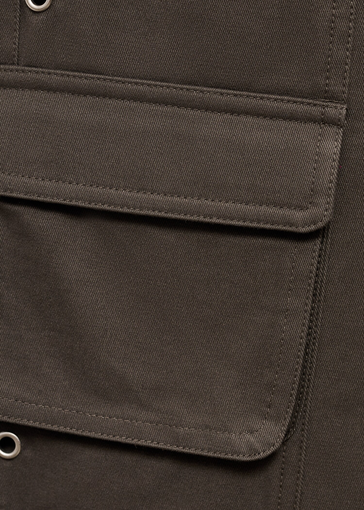 Studded parachute trousers - Details of the article 8