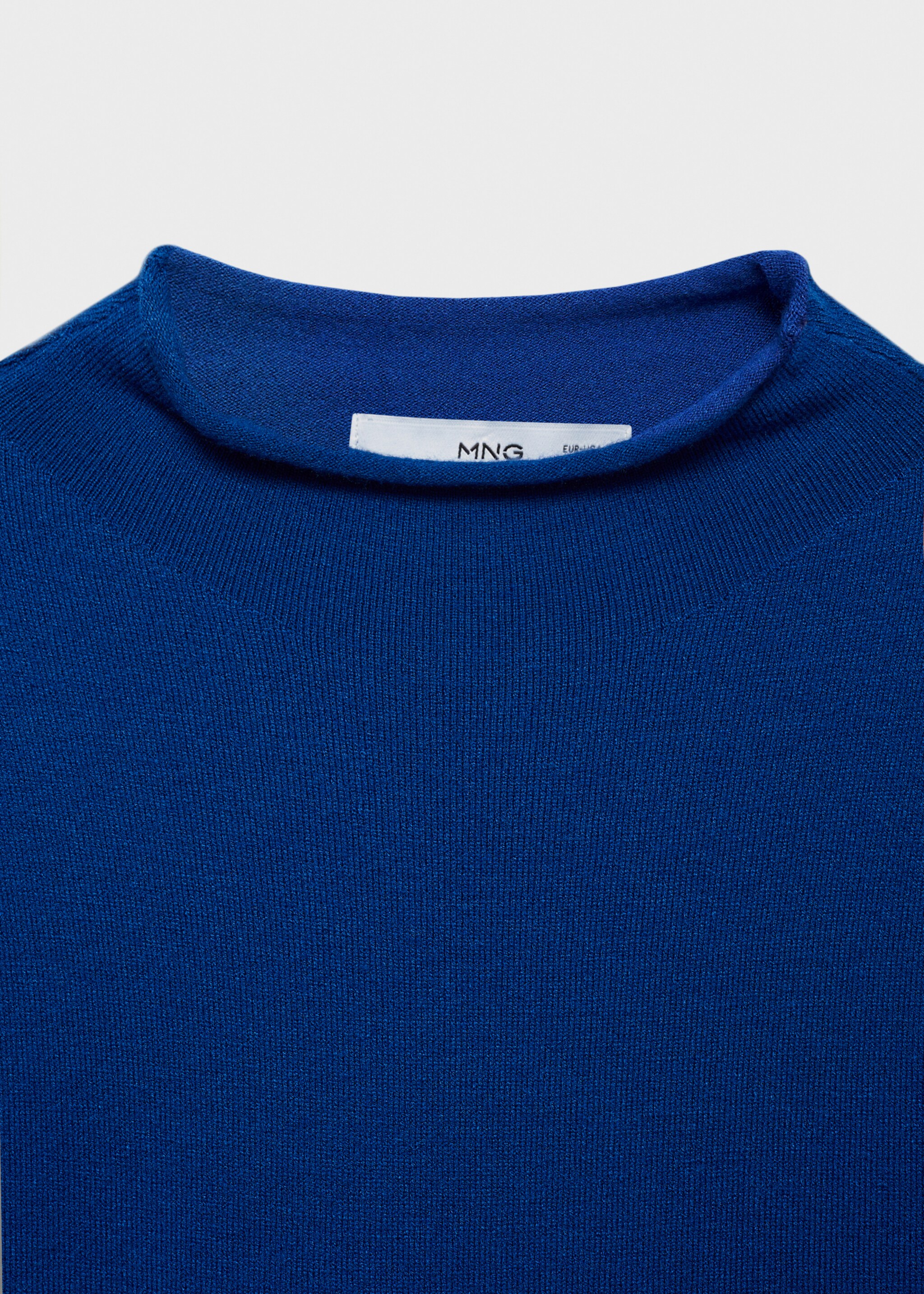 Perkins-neck sweater - Details of the article 8, Vibrant blue. Ref: 77066722-00.