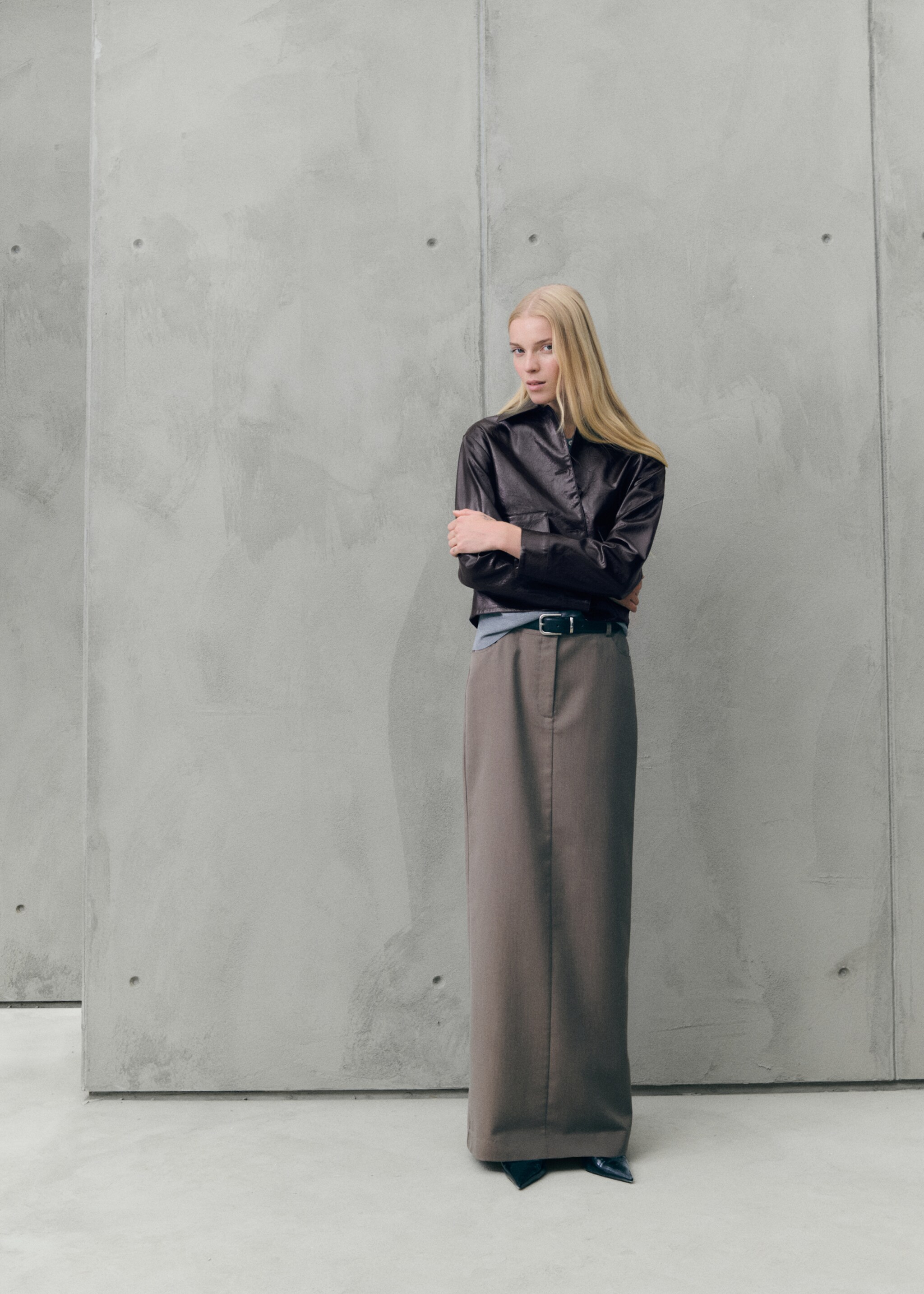 Pocket textured jacket - Details of the article 6, Burgundy. Ref: 77066726-00.