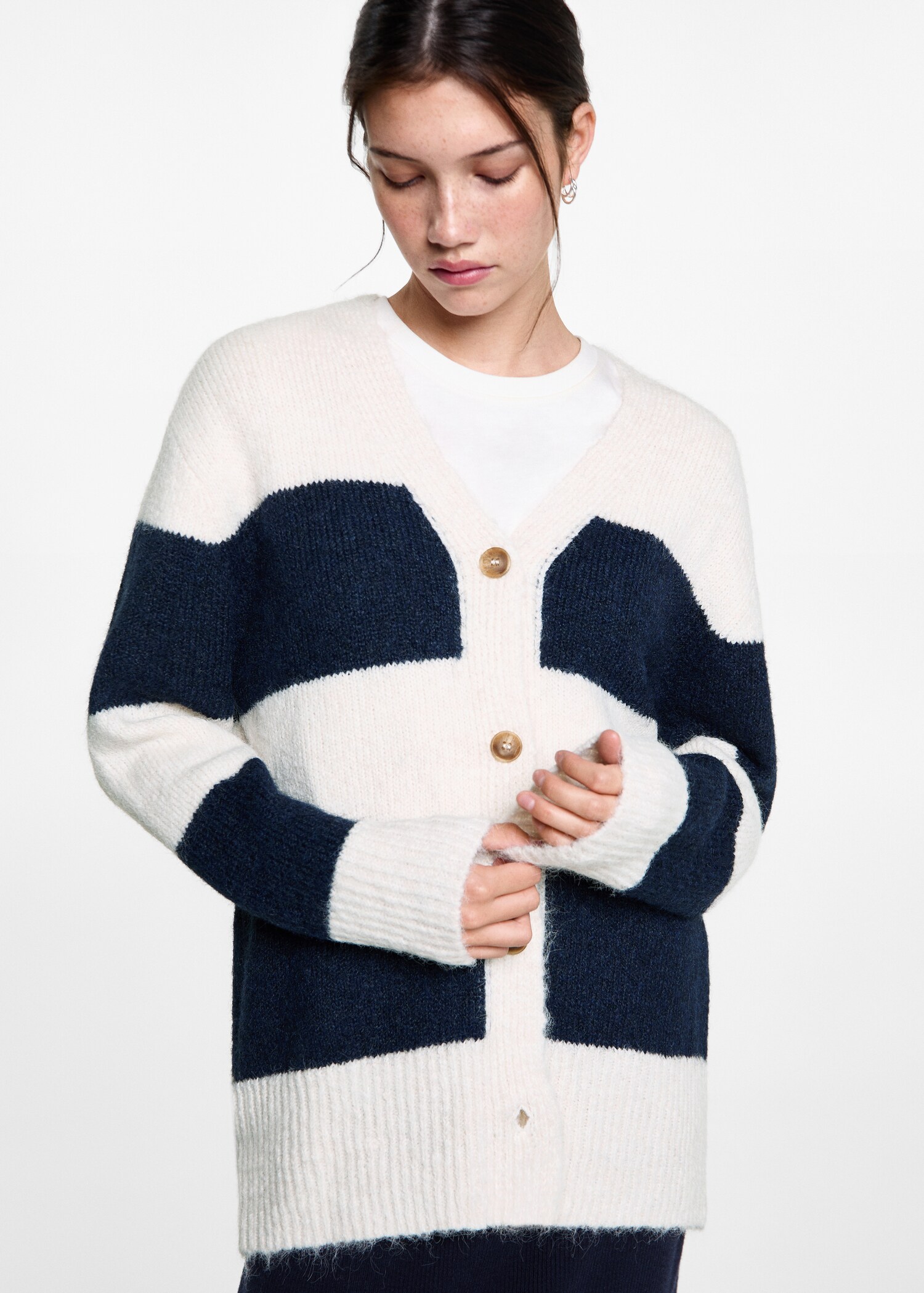 Cardigan maille rayures - Plan moyen