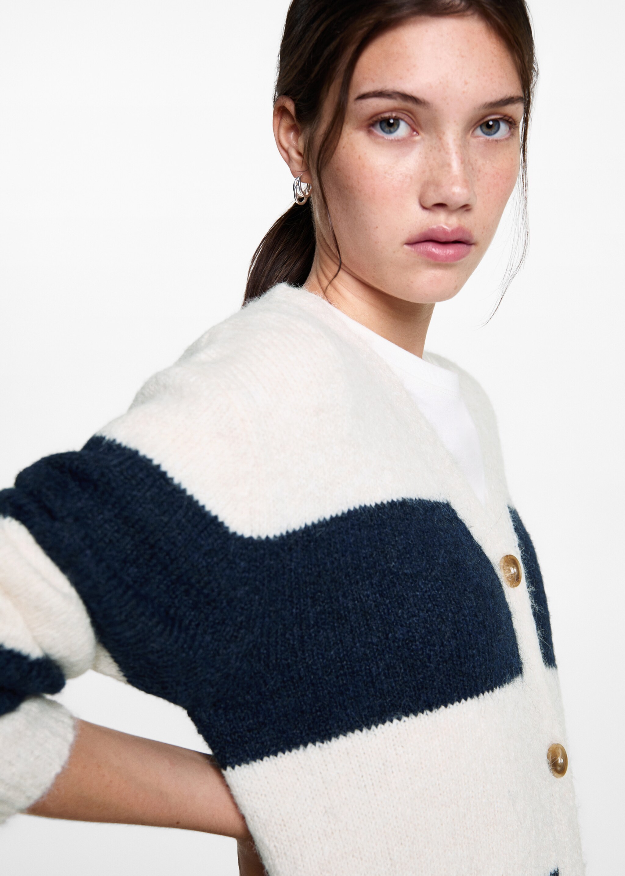 Cardigan maille rayures - Détail de l'article 1, Bleu marine foncé. Ref: 77066736-00.