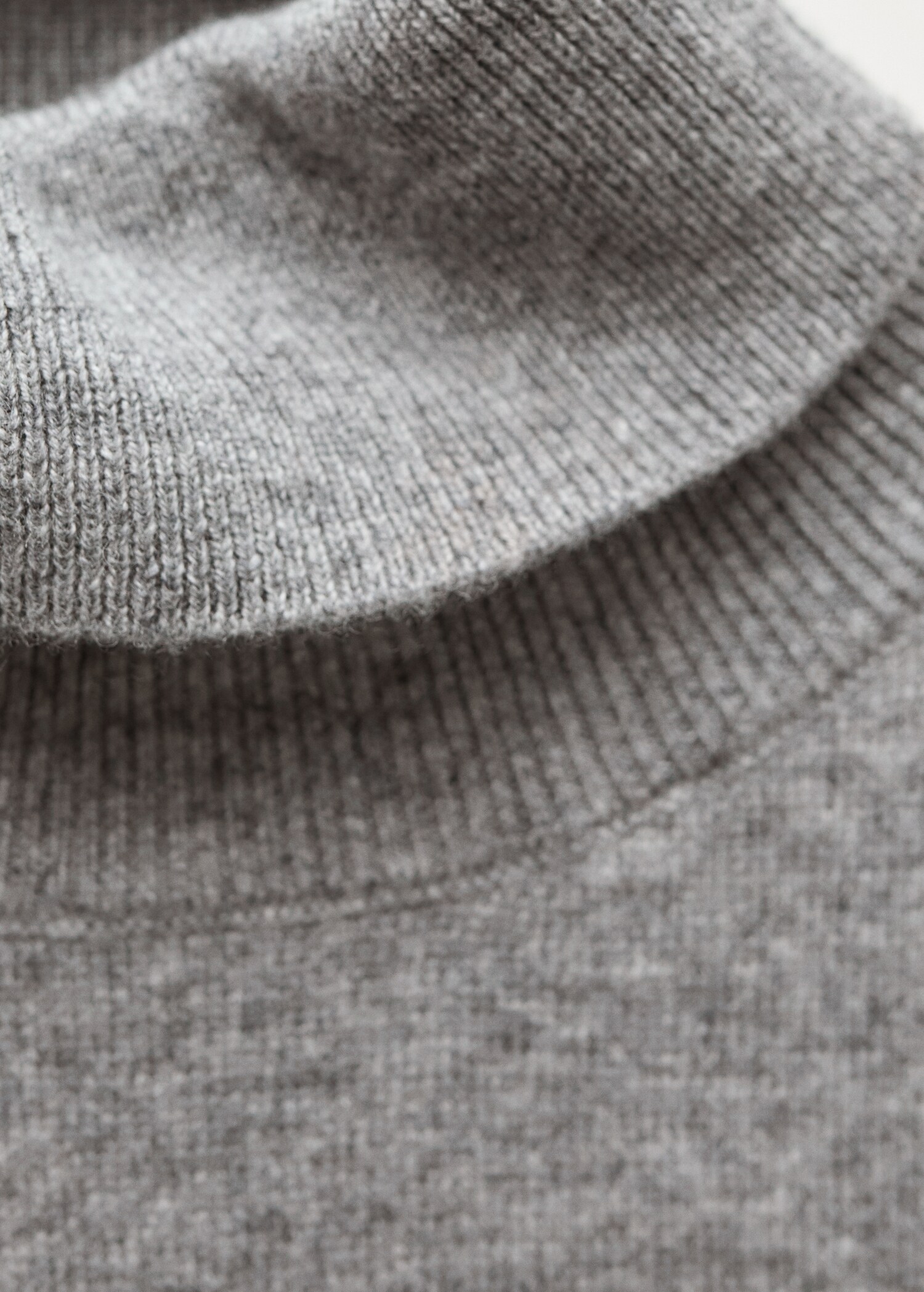Wool turtleneck top - Details of the article 8
