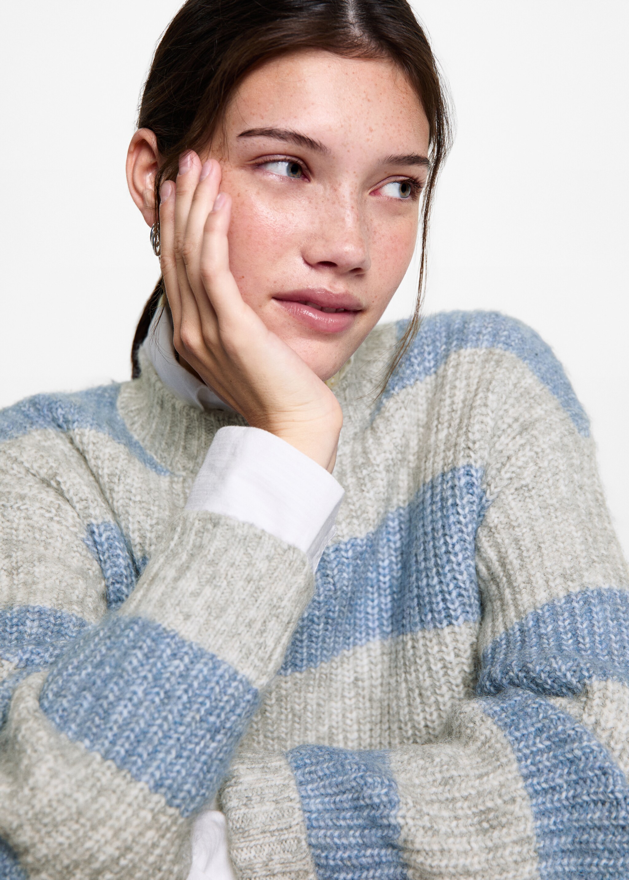 Knit striped sweater - Details of the article 1, Sky Blue. Ref: 77066744-00.