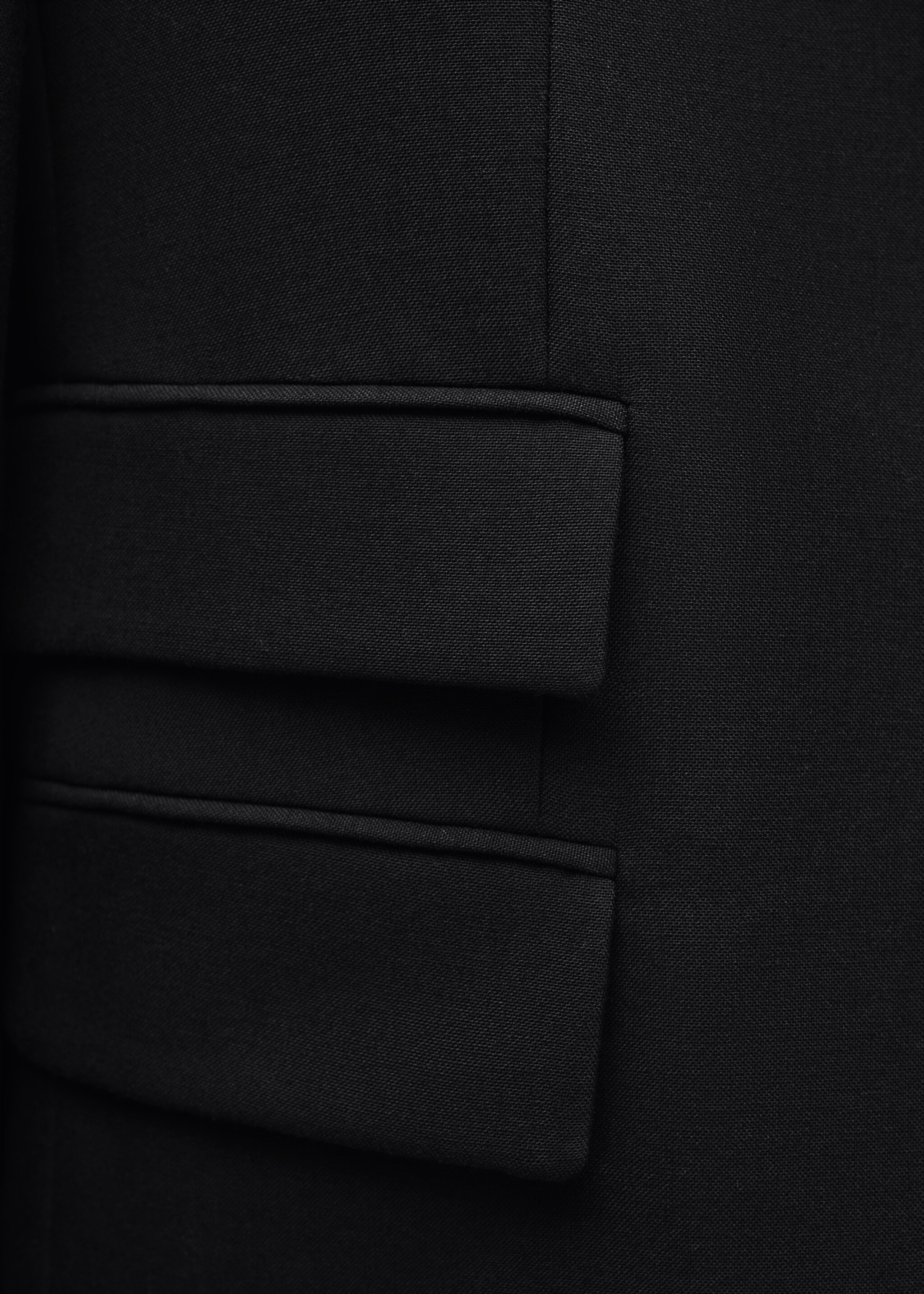 Blazer Anzug aus Wolle - Detail des Artikels 8, Schwarz. Ref: 77066757-00.