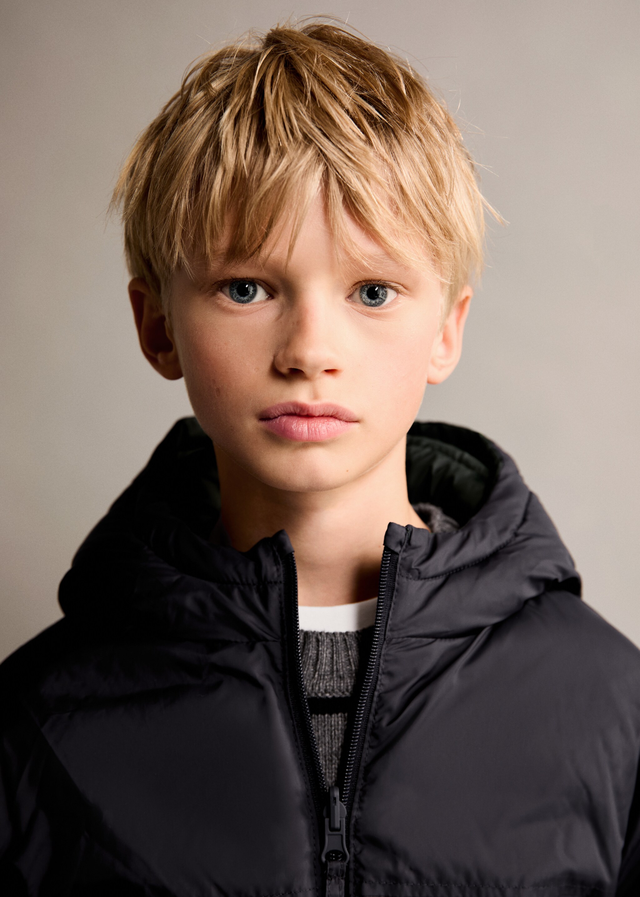 Quilted reversible anorak - Details of the article 4, Dark Green. Ref: 77067660-00.