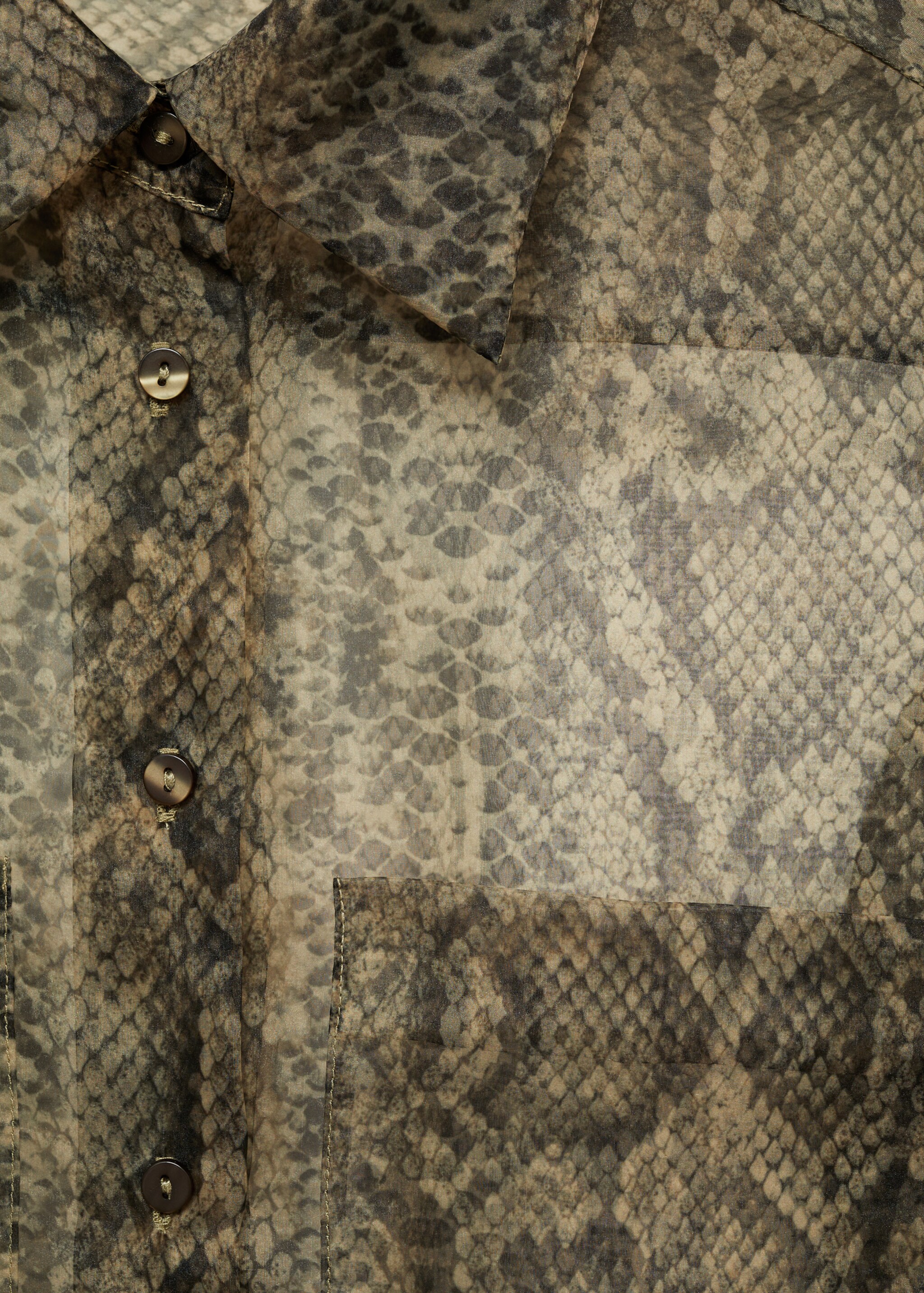 Ημιδιαφανές πουκάμισο από οργάντζα animal print - Λεπτομέρεια του προϊόντος 8, Εκρού. Ref: 77067666-00.