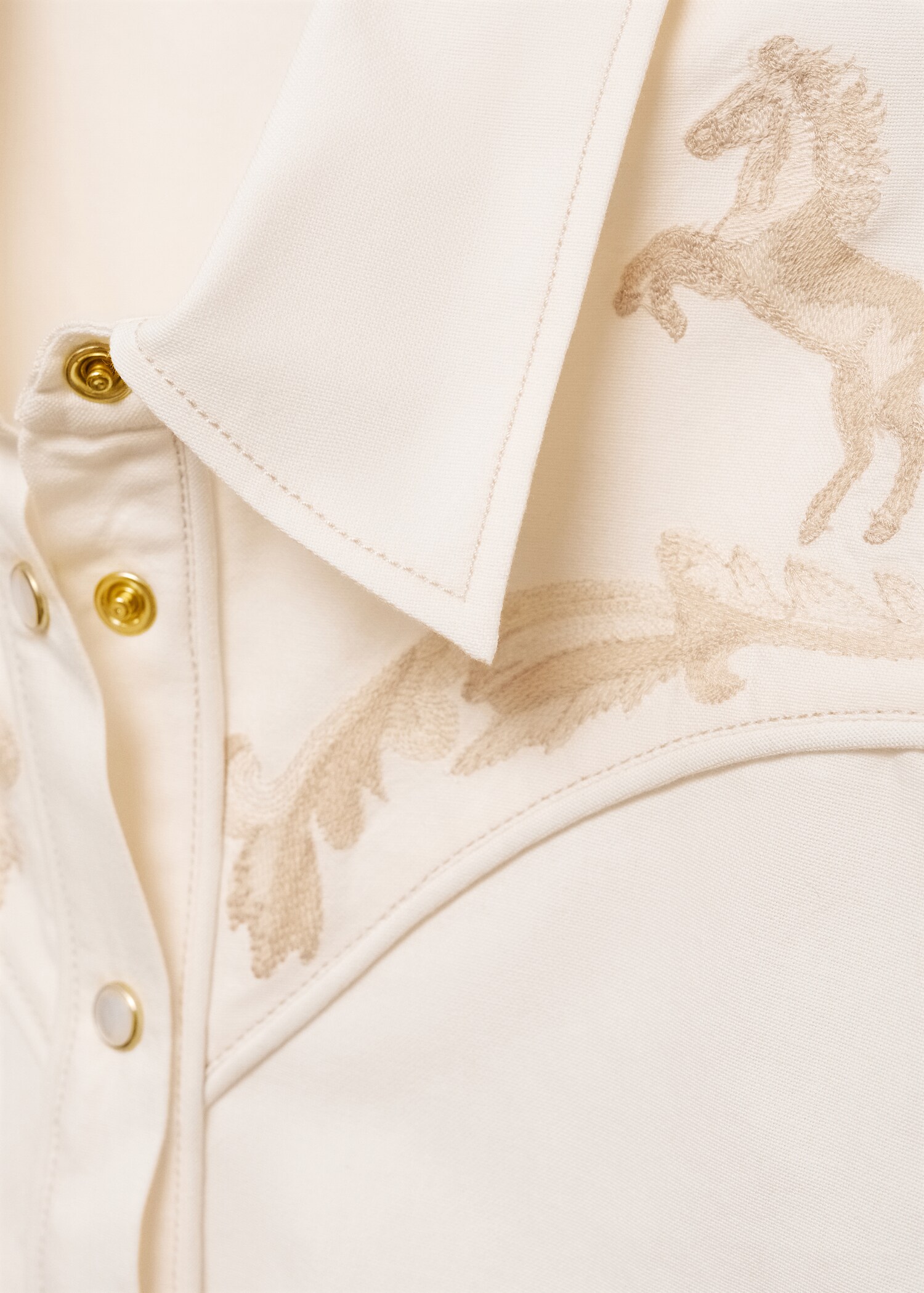 Chemise ajustée broderies décoratives - Détail de l'article 8