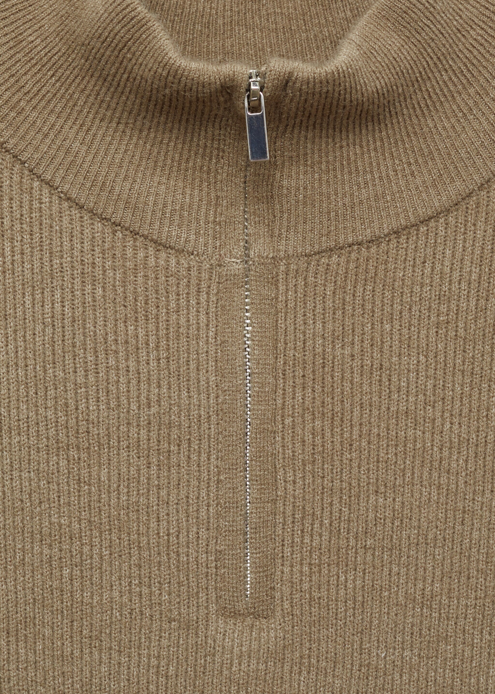 Zip Knitted dress - Details of the article 8, Khaki. Ref: 77067698-00.