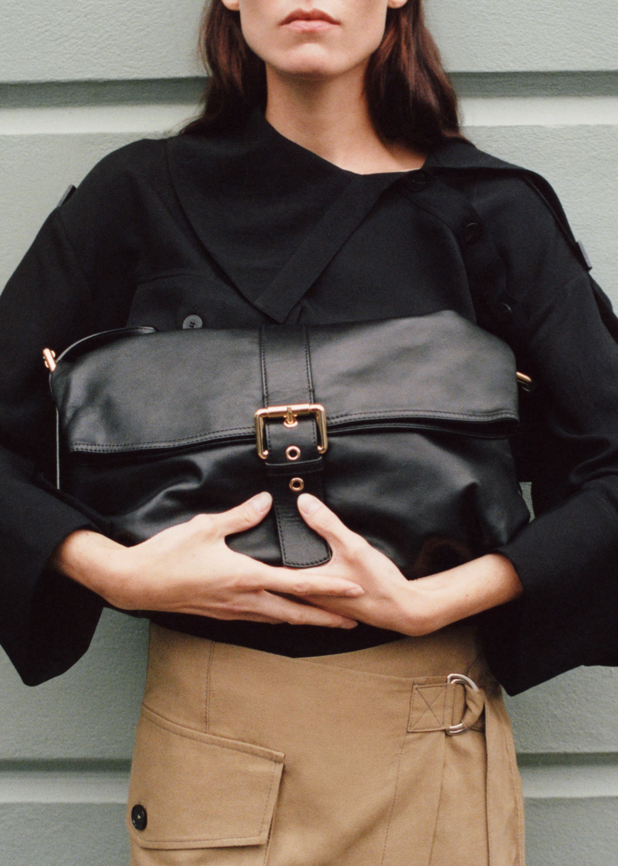 Bolso piel hebilla - Detalle del artículo 9, Negro. Ref: 77067712-00.