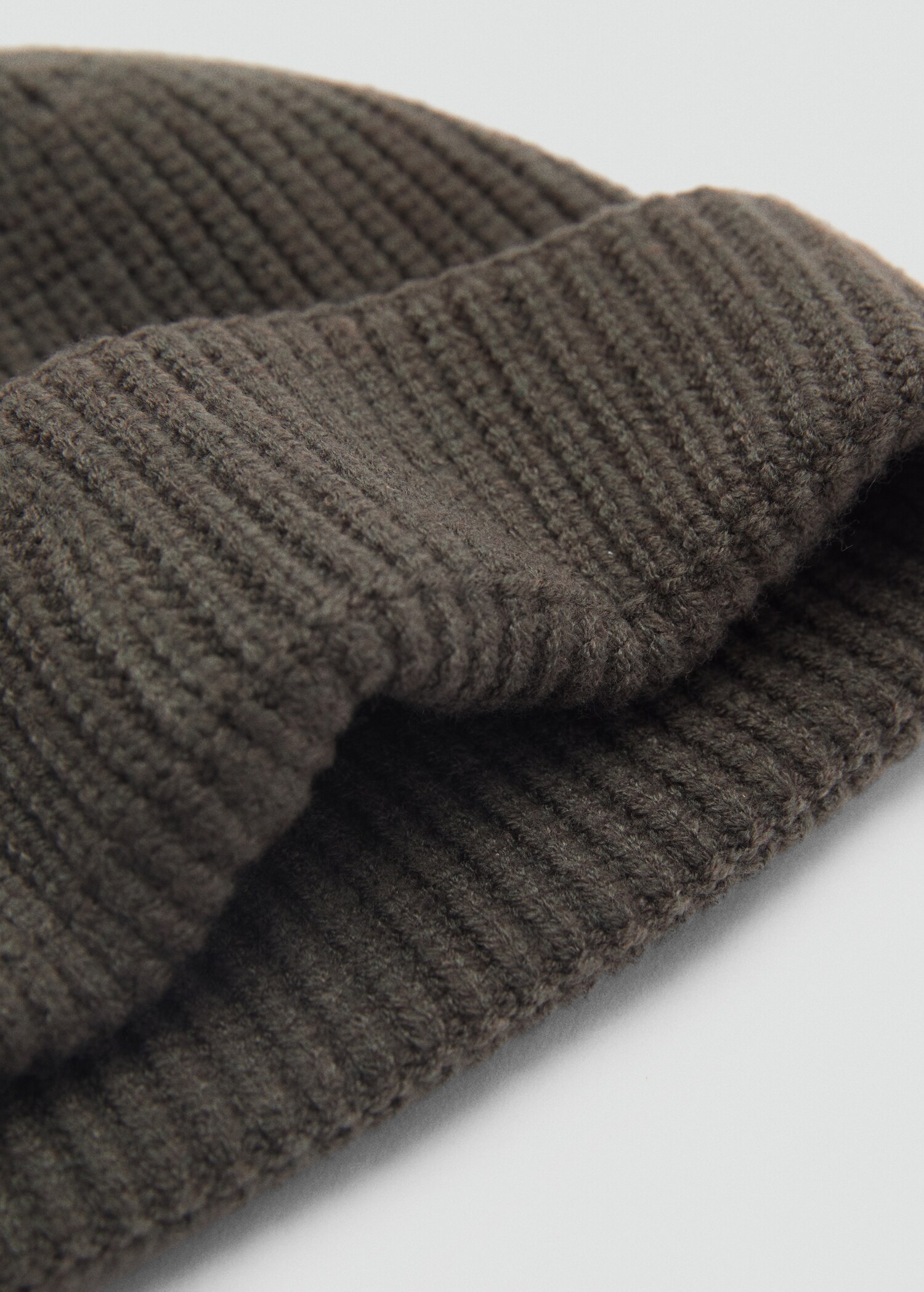 Rib-knit cap - Medium plane