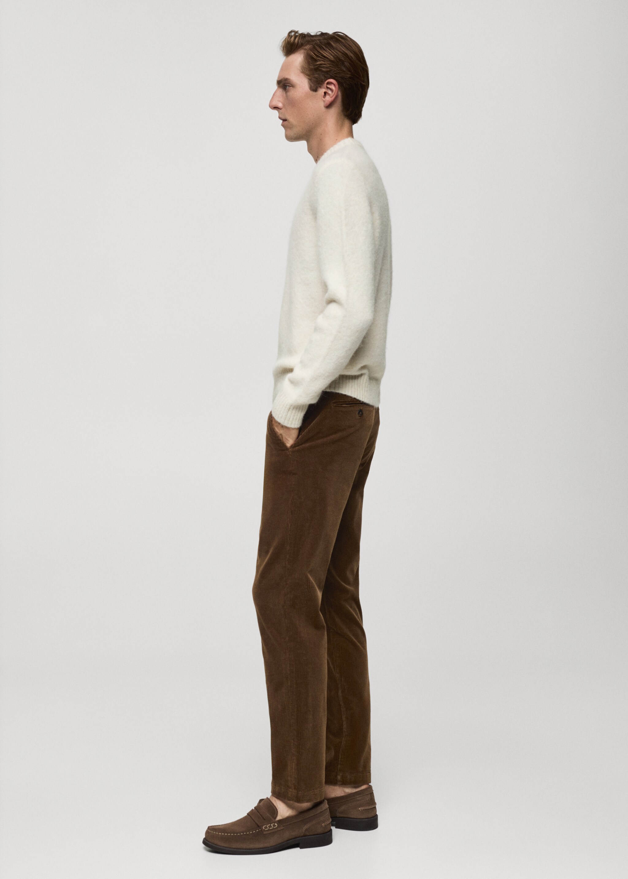 Slim Fit-Cordhose - Detail des Artikels 2, Mittelbraun. Ref: 77067913-00.
