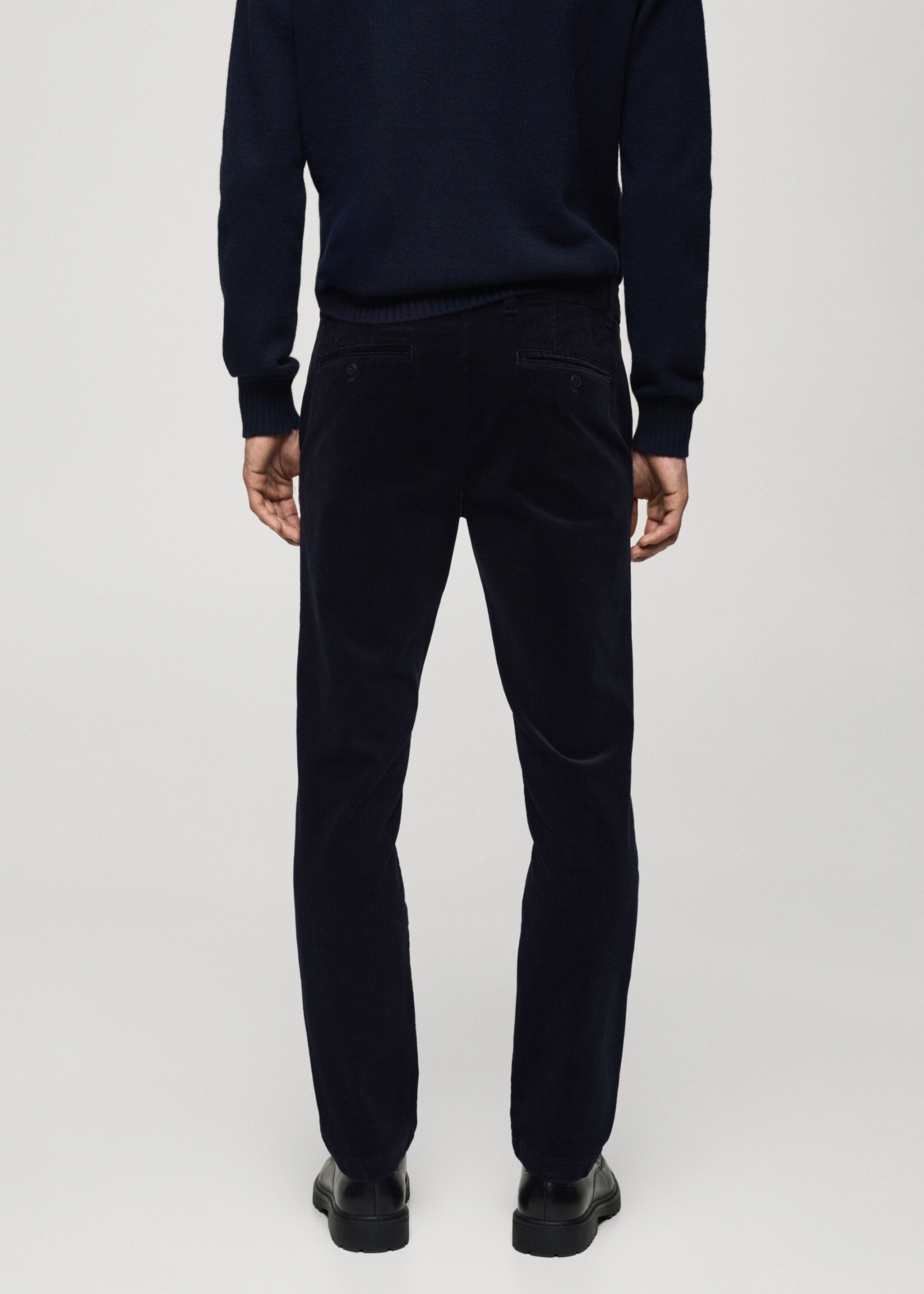 Slim Fit-Cordhose - Rückseite des Artikels, Dunkles Marineblau. Ref: 77067913-00.