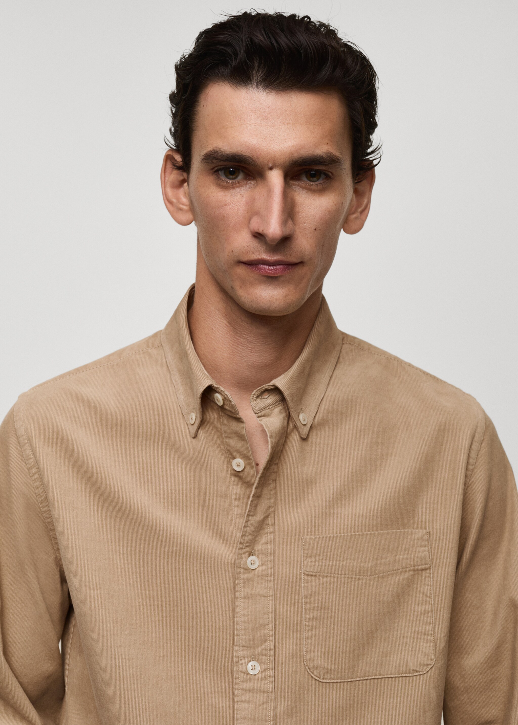 Classic-fit micro-corduroy shirt - Details of the article 1, Beige. Ref: 77067924-00.